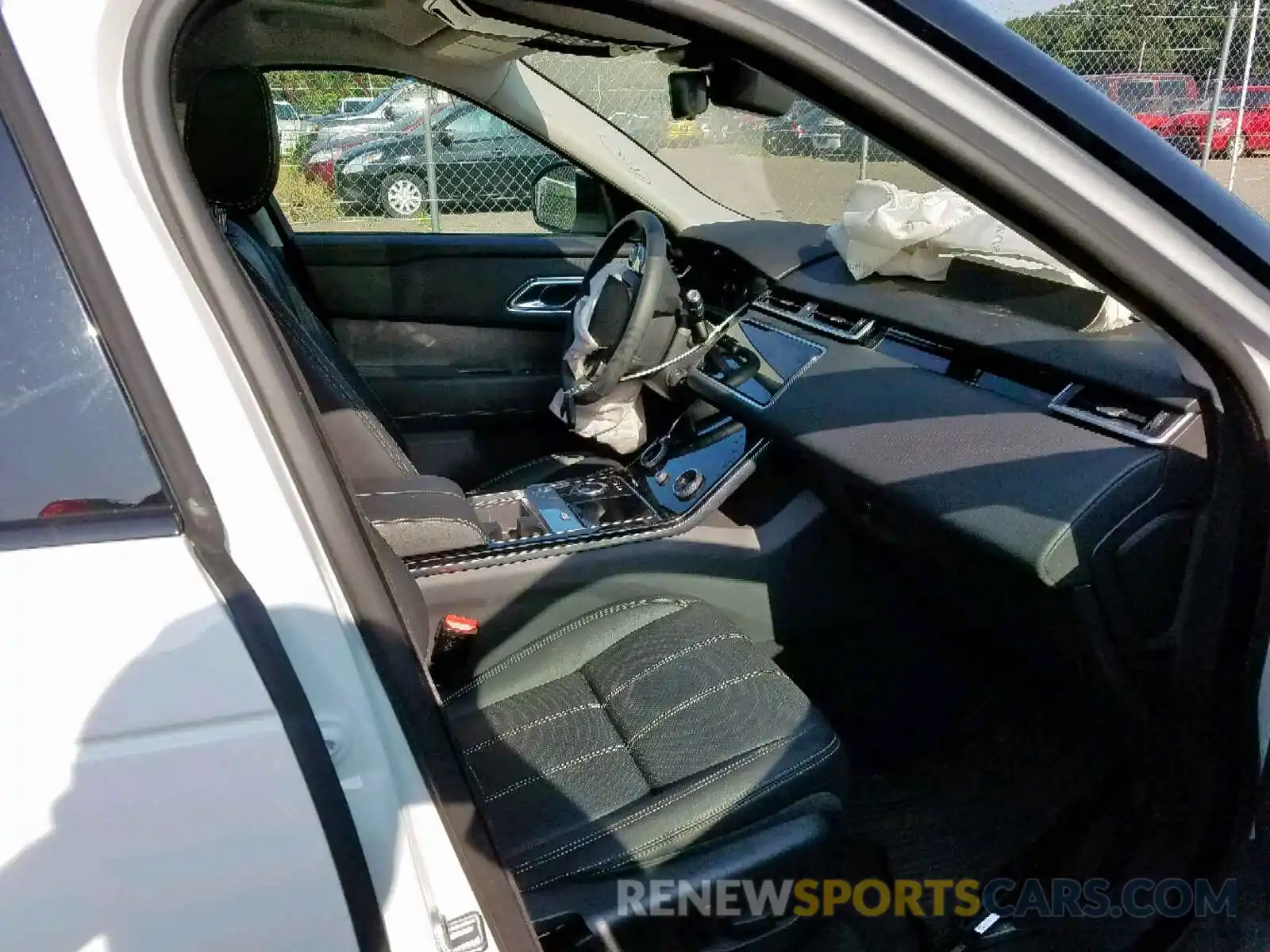 5 Photograph of a damaged car SALYB2EX5KA792604 LAND ROVER RANGE ROVE 2019