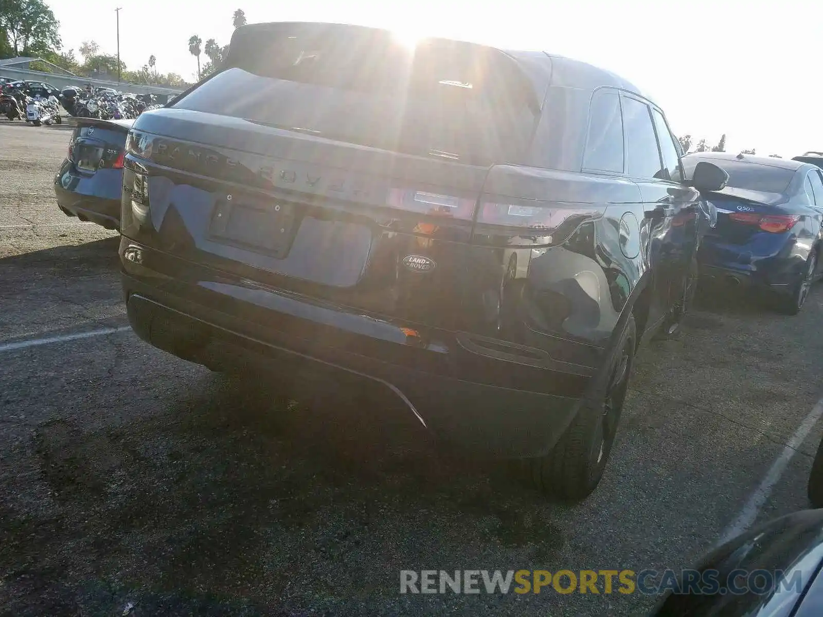 4 Photograph of a damaged car SALYB2EX6KA784298 LAND ROVER RANGE ROVE 2019