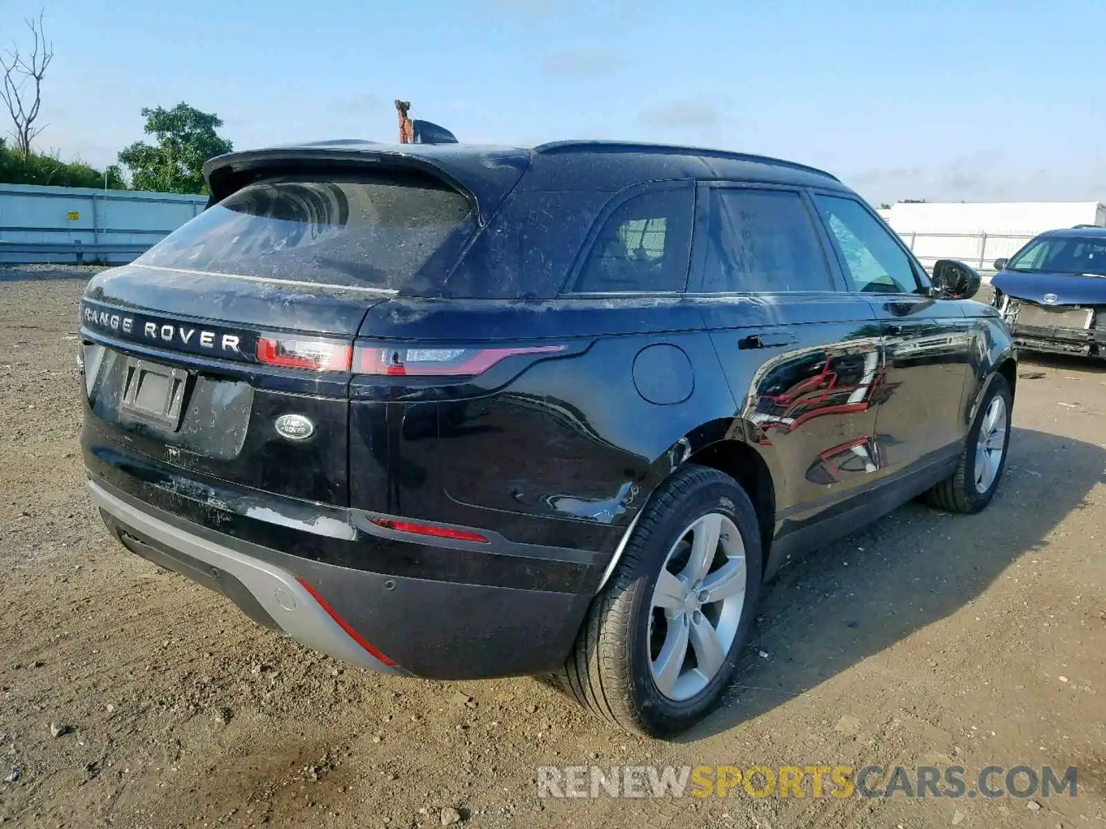 4 Photograph of a damaged car SALYB2EX7KA214522 LAND ROVER RANGE ROVE 2019