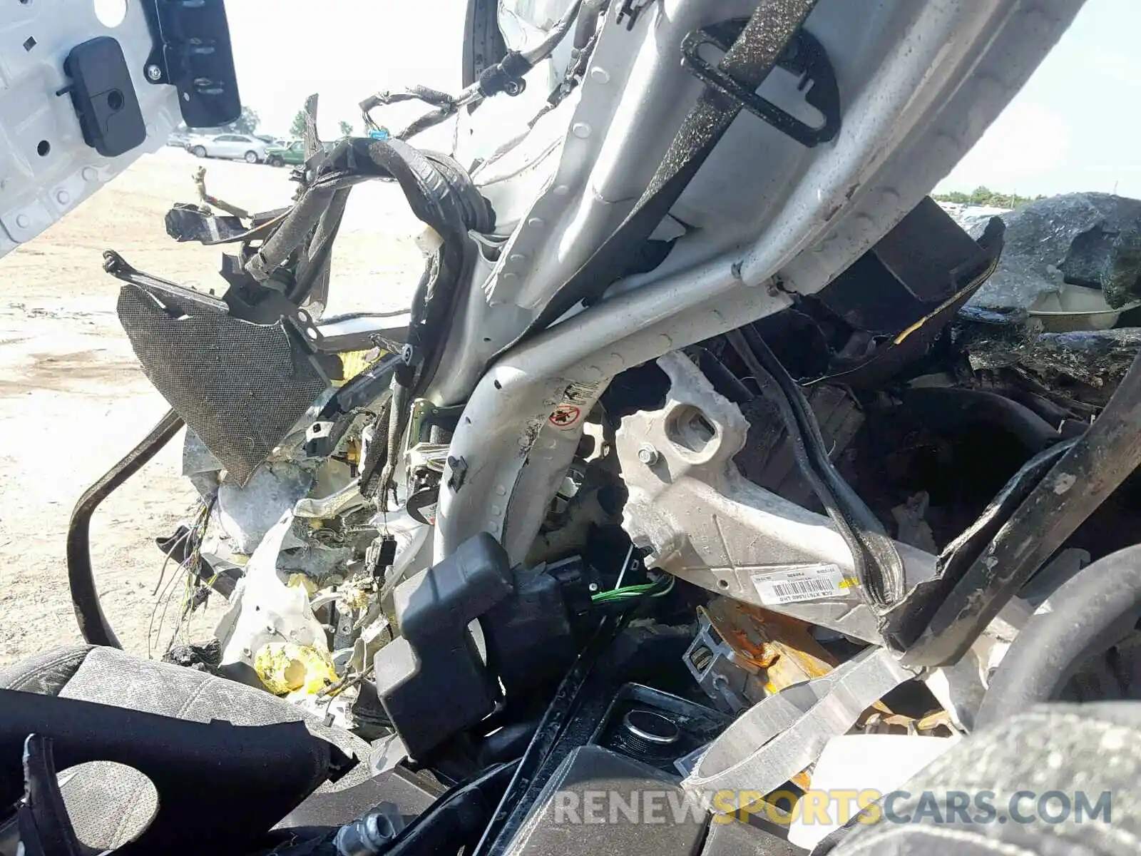 9 Фотография поврежденного автомобиля SALYB2EX9KA205353 LAND ROVER RANGE ROVE 2019