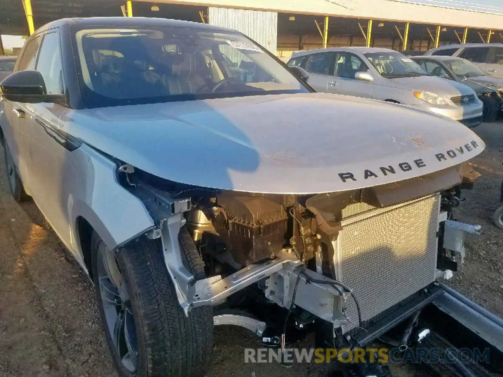 10 Photograph of a damaged car SALYB2FV4KA226429 LAND ROVER RANGE ROVE 2019