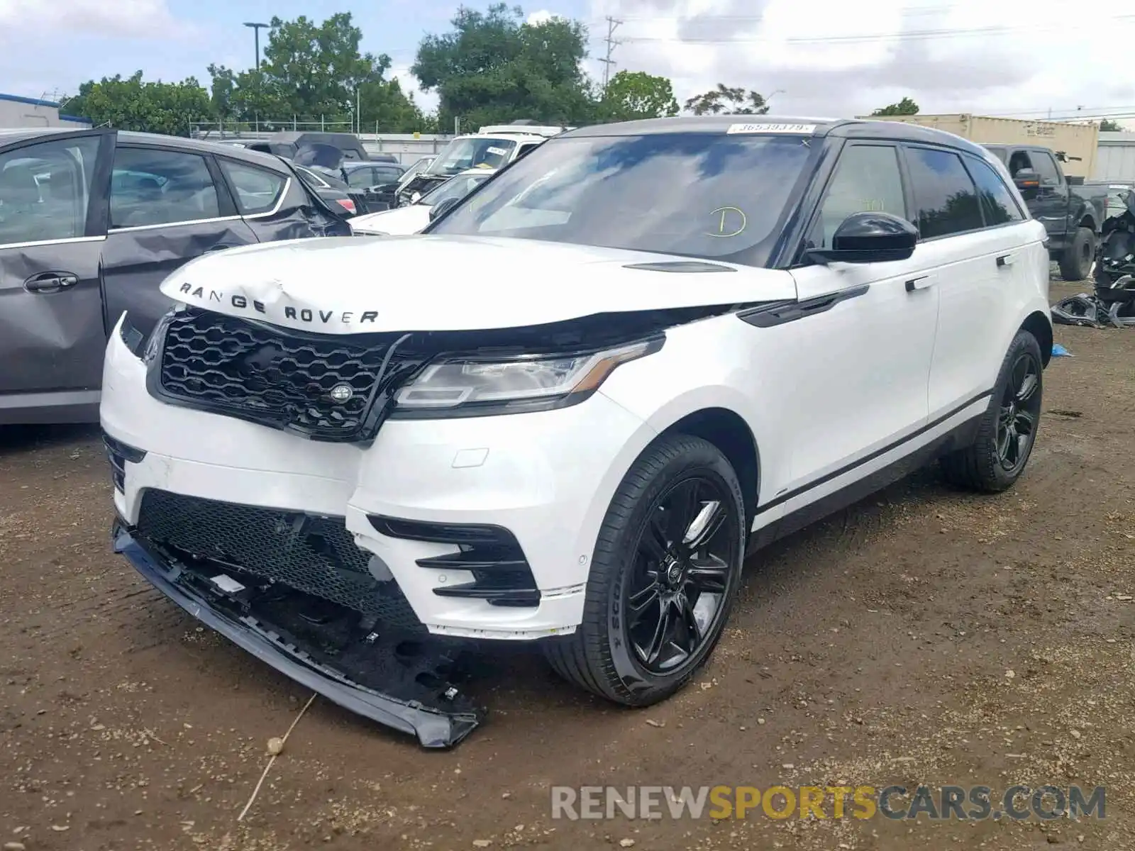 2 Photograph of a damaged car SALYL2EX4KA207038 LAND ROVER RANGE ROVE 2019