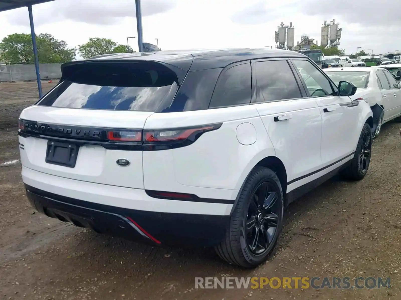 4 Фотография поврежденного автомобиля SALYL2EX4KA207038 LAND ROVER RANGE ROVE 2019