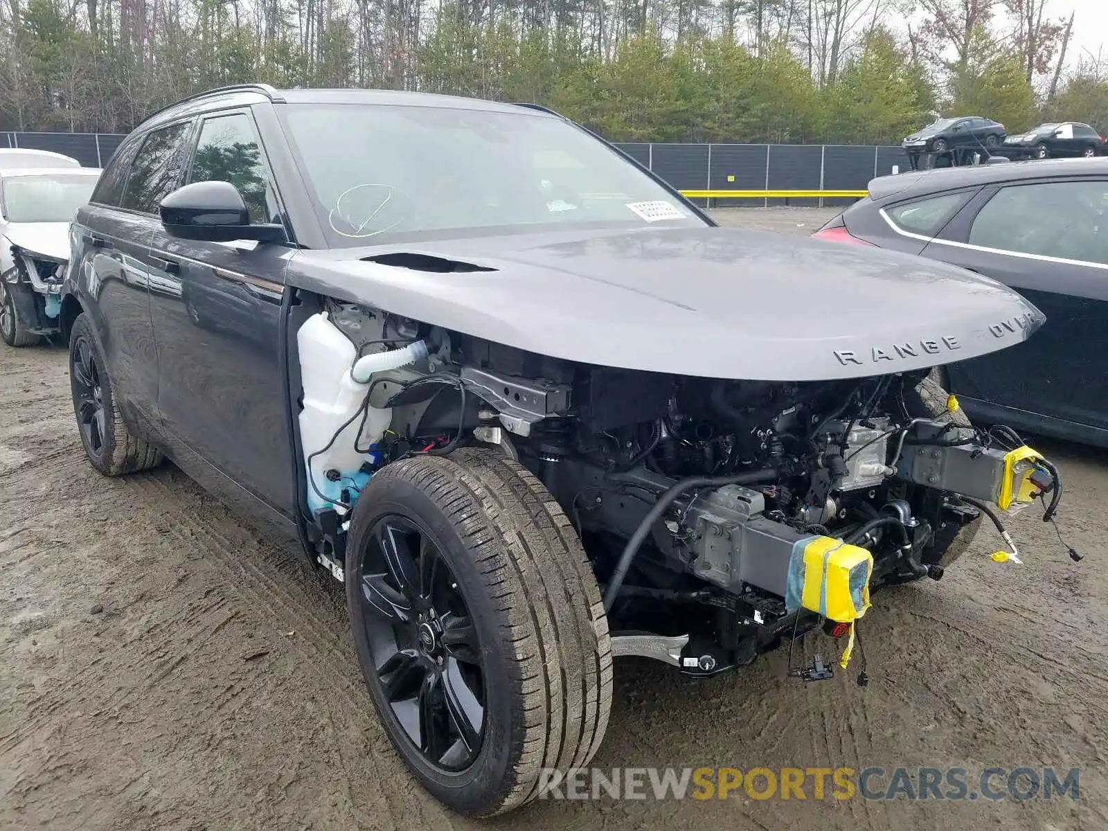 1 Photograph of a damaged car SALYL2EX4KA219948 LAND ROVER RANGE ROVE 2019