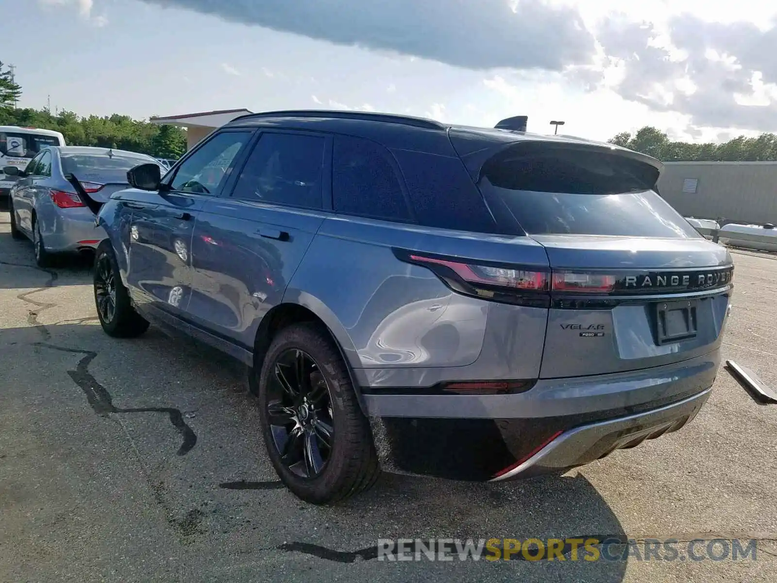 3 Photograph of a damaged car SALYL2EXXKA783457 LAND ROVER RANGE ROVE 2019