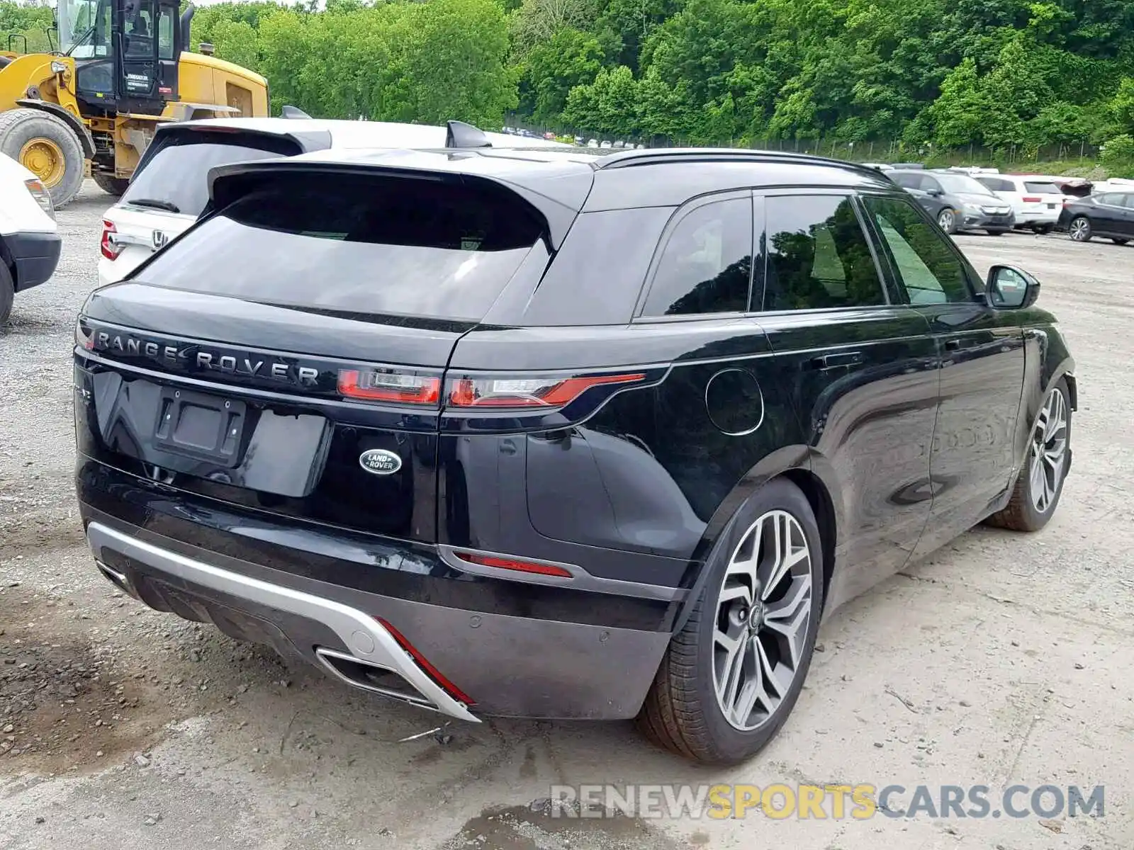 4 Photograph of a damaged car SALYM2EV3KA207379 LAND ROVER RANGE ROVE 2019