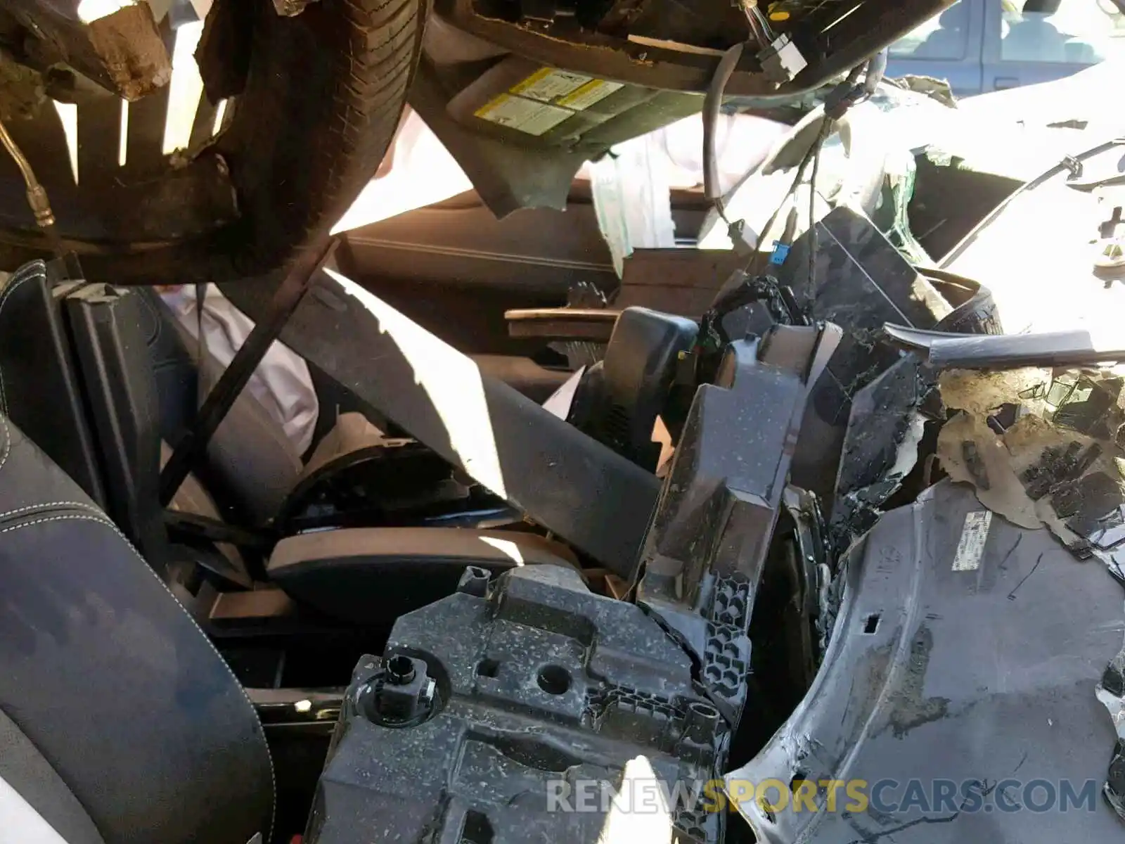 5 Photograph of a damaged car SALYM2EV3KA794277 LAND ROVER RANGE ROVE 2019