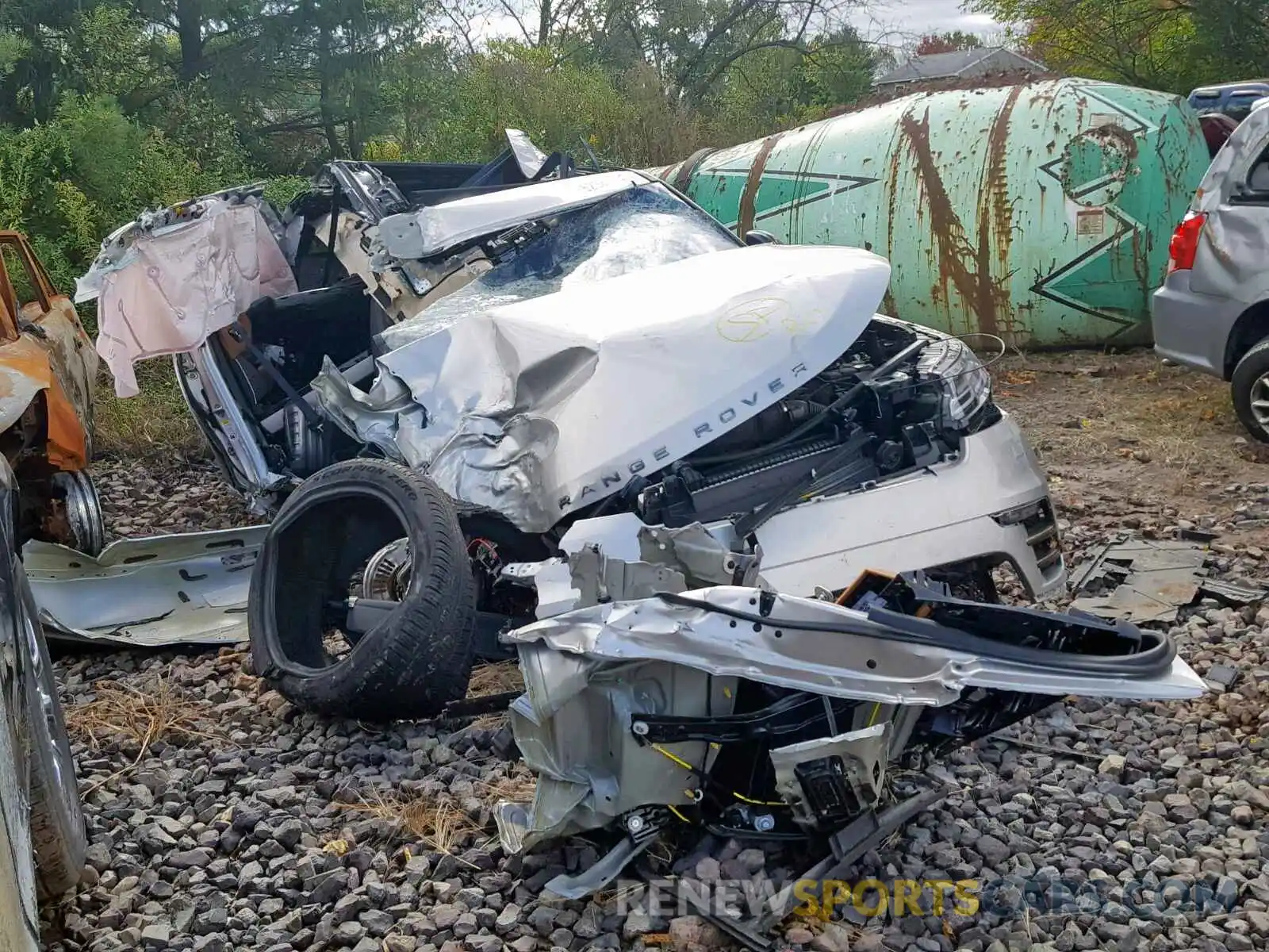 1 Photograph of a damaged car SALYM2EV7KA791852 LAND ROVER RANGE ROVE 2019