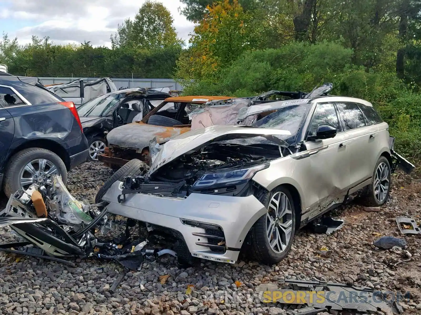 2 Photograph of a damaged car SALYM2EV7KA791852 LAND ROVER RANGE ROVE 2019