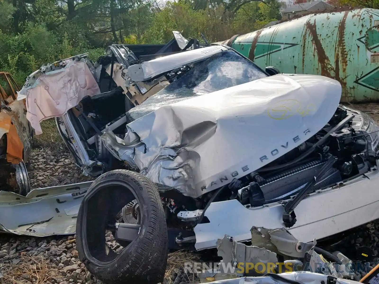 9 Photograph of a damaged car SALYM2EV7KA791852 LAND ROVER RANGE ROVE 2019