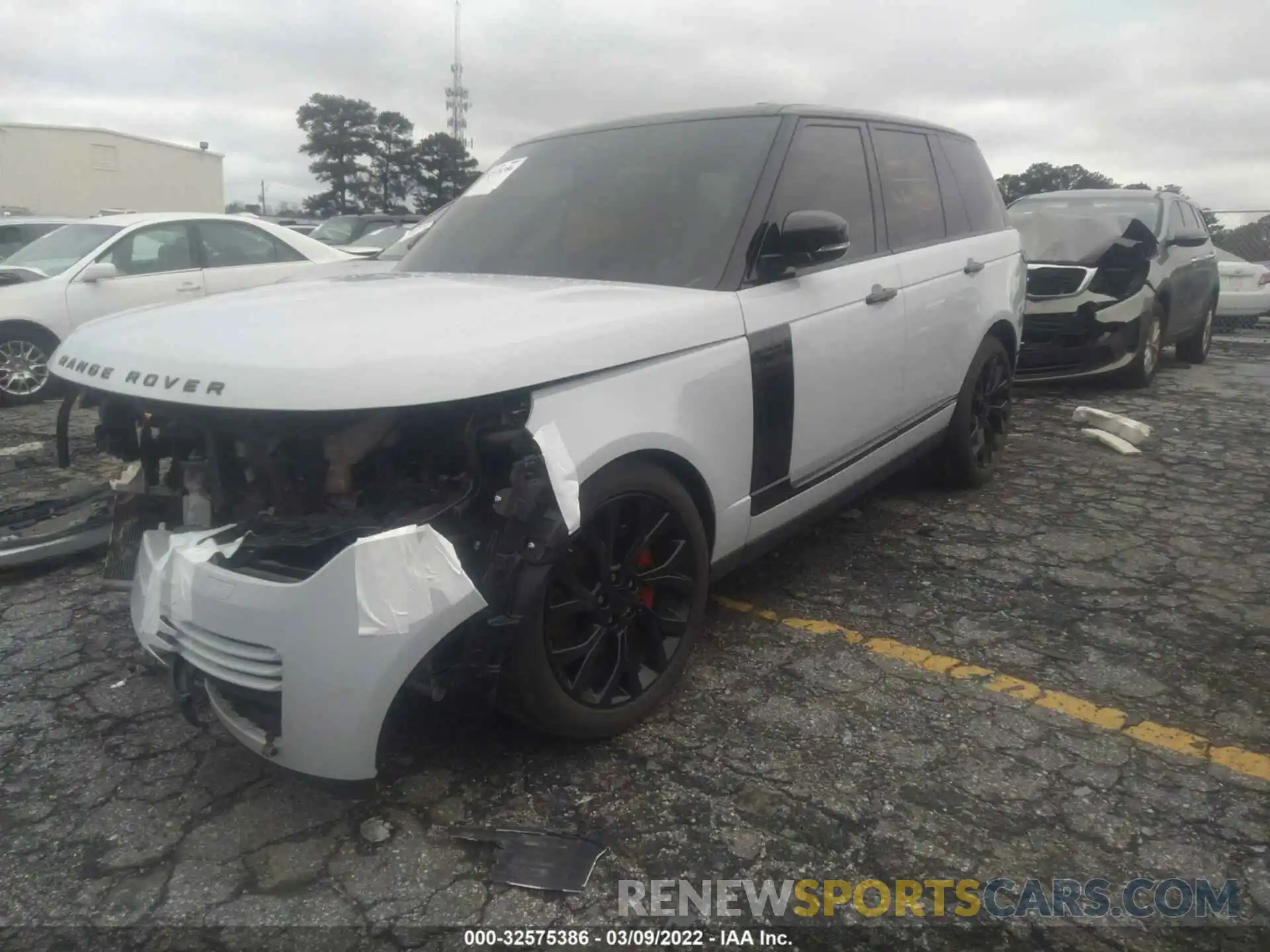 2 Фотография поврежденного автомобиля SALGR2RV6KA548458 LAND ROVER RANGE ROVER 2019