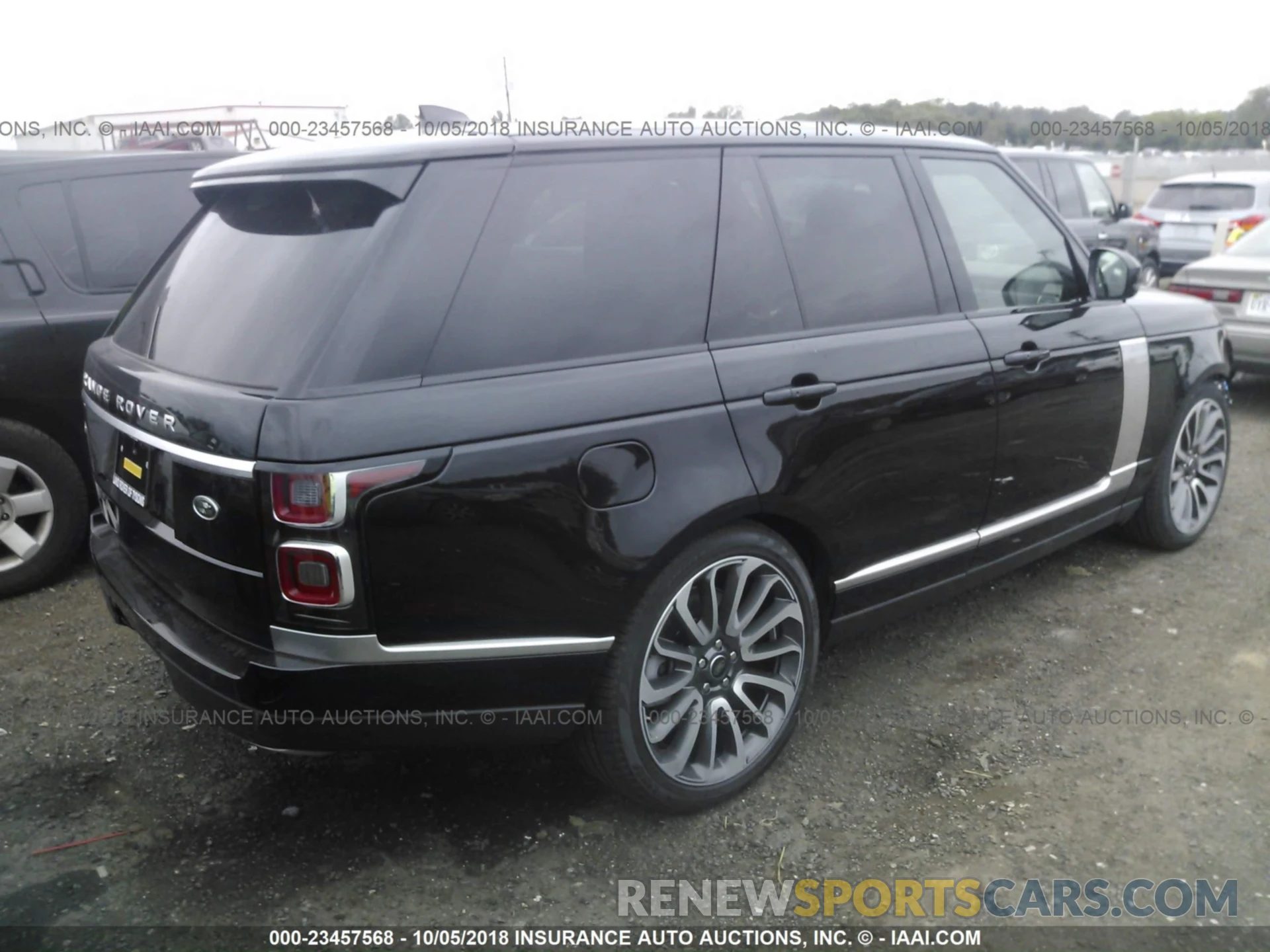 4 Photograph of a damaged car SALGS2RE7KA517899 Land rover Range rover 2019