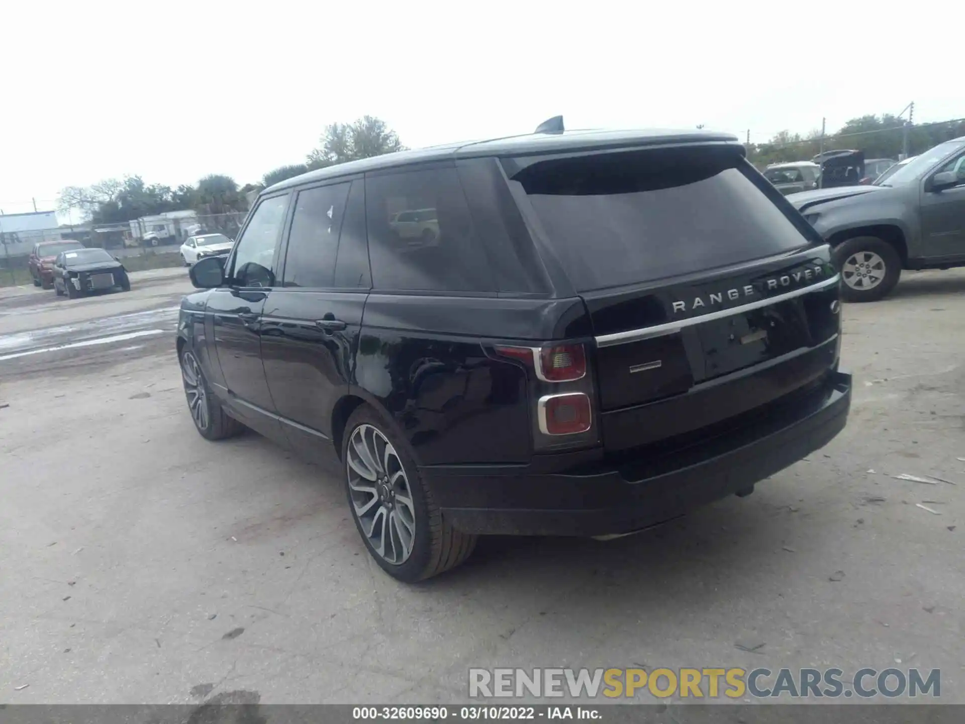 3 Photograph of a damaged car SALGS2RE8KA527079 LAND ROVER RANGE ROVER 2019