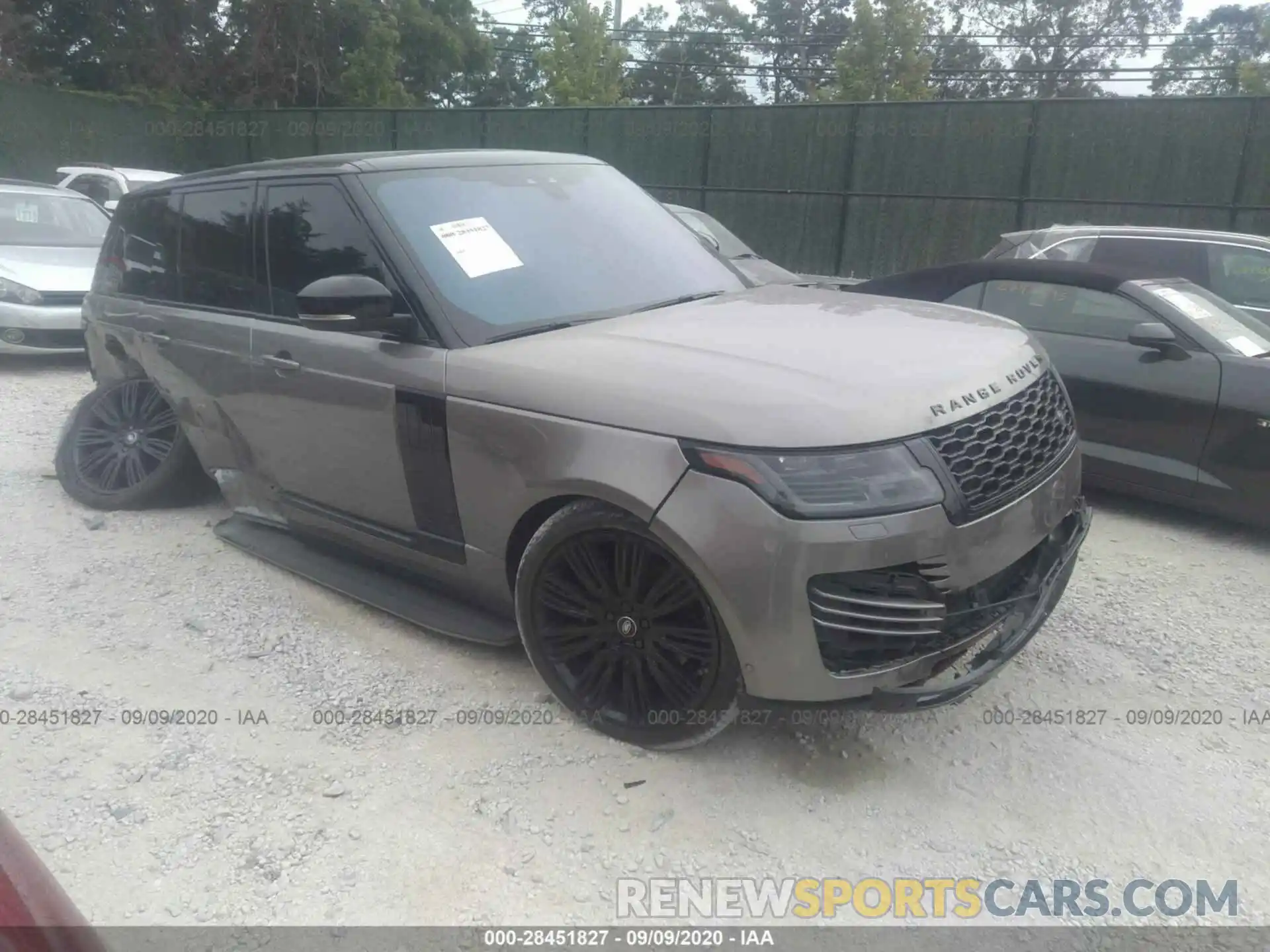 1 Photograph of a damaged car SALGS2RE9KA517094 LAND ROVER RANGE ROVER 2019