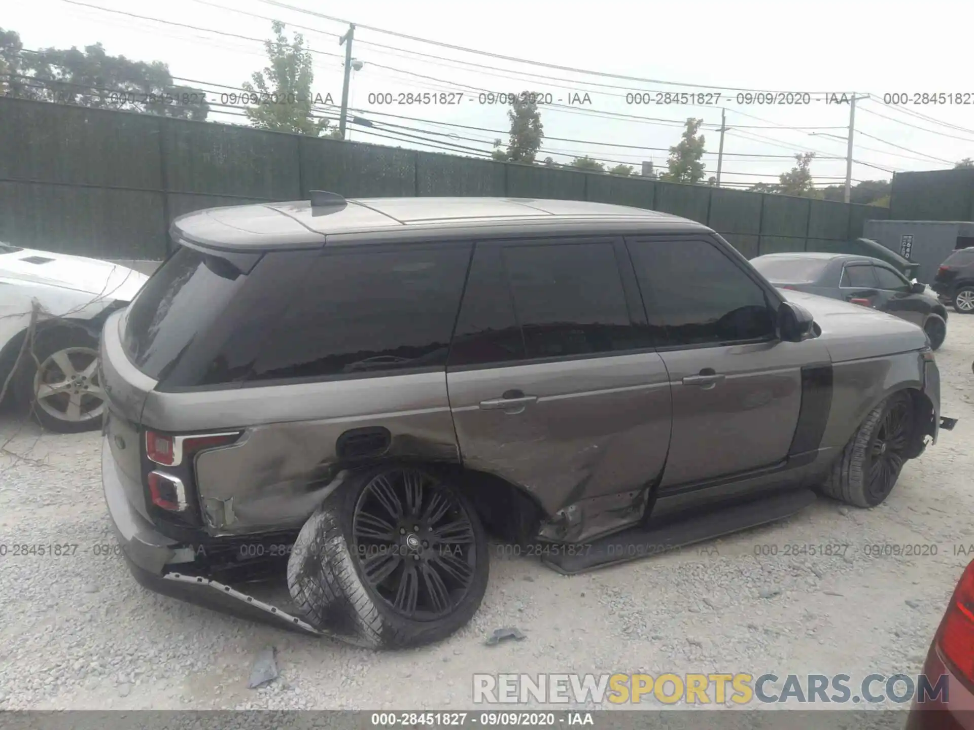 6 Photograph of a damaged car SALGS2RE9KA517094 LAND ROVER RANGE ROVER 2019