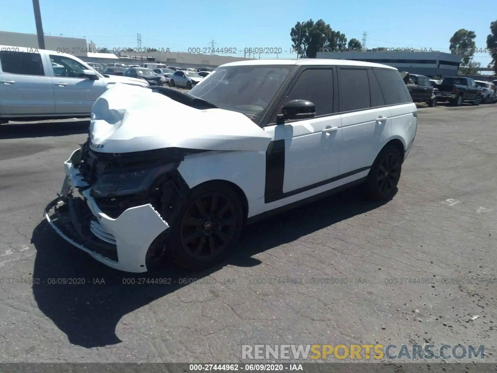 2 Фотография поврежденного автомобиля SALGS2RE9KA545655 LAND ROVER RANGE ROVER 2019