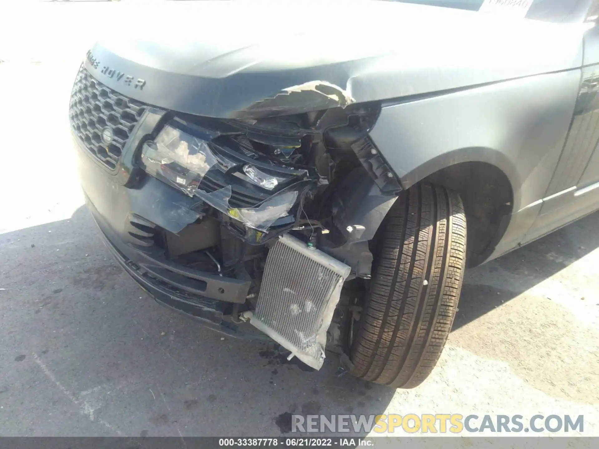 6 Photograph of a damaged car SALGS2REXKA532171 LAND ROVER RANGE ROVER 2019