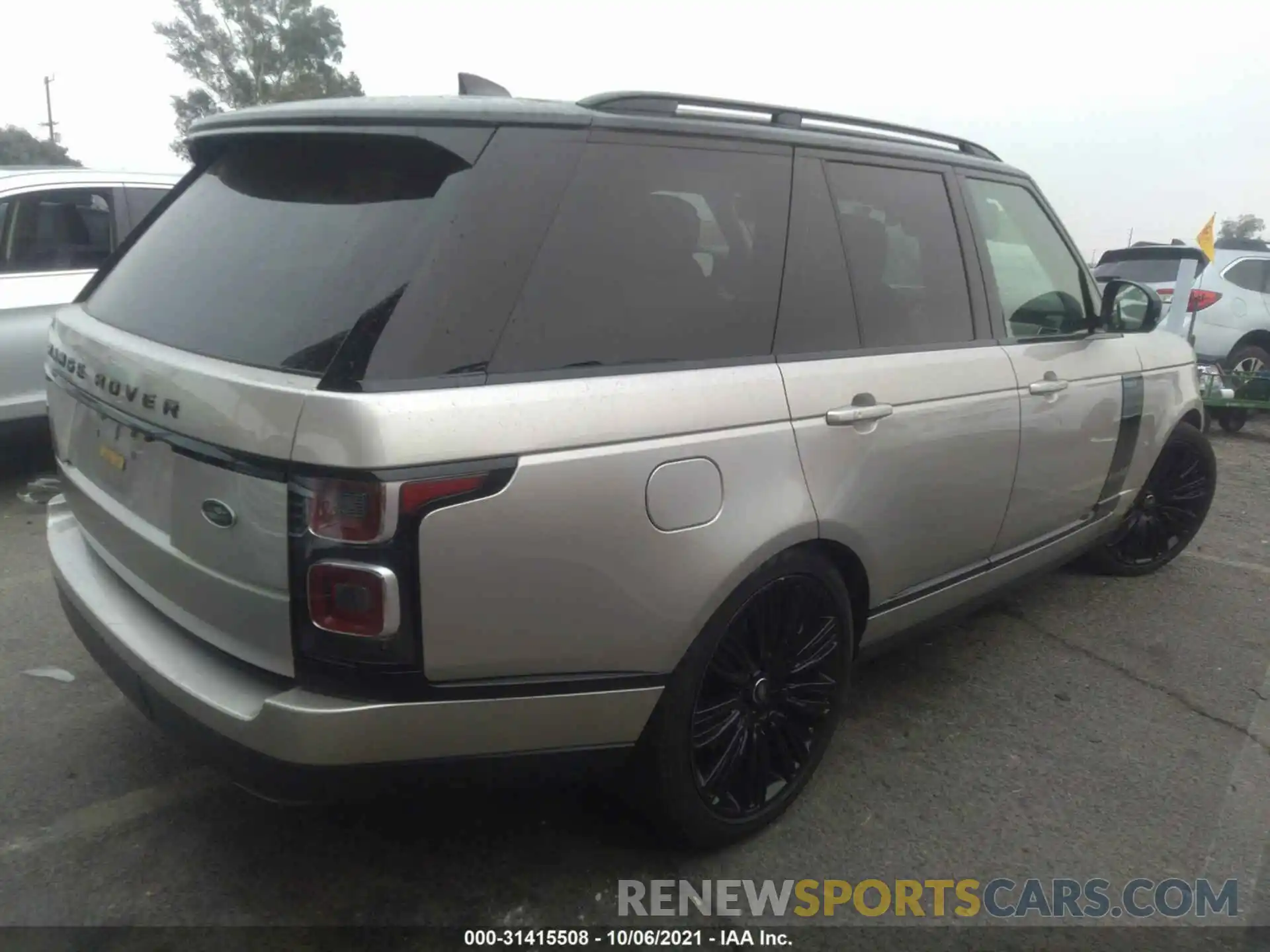 4 Фотография поврежденного автомобиля SALGS2REXKA555529 LAND ROVER RANGE ROVER 2019