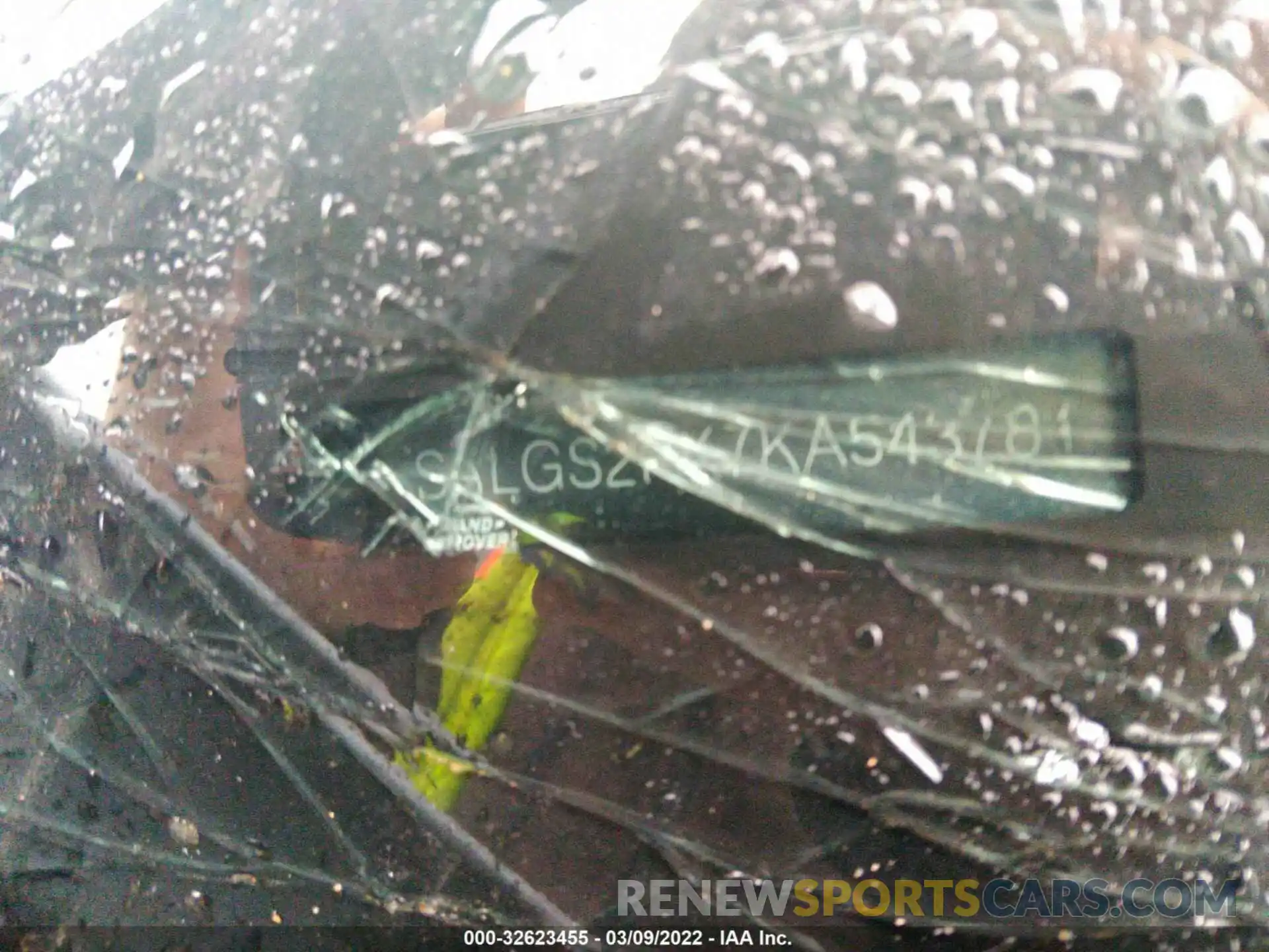 9 Photograph of a damaged car SALGS2RK7KA543781 LAND ROVER RANGE ROVER 2019