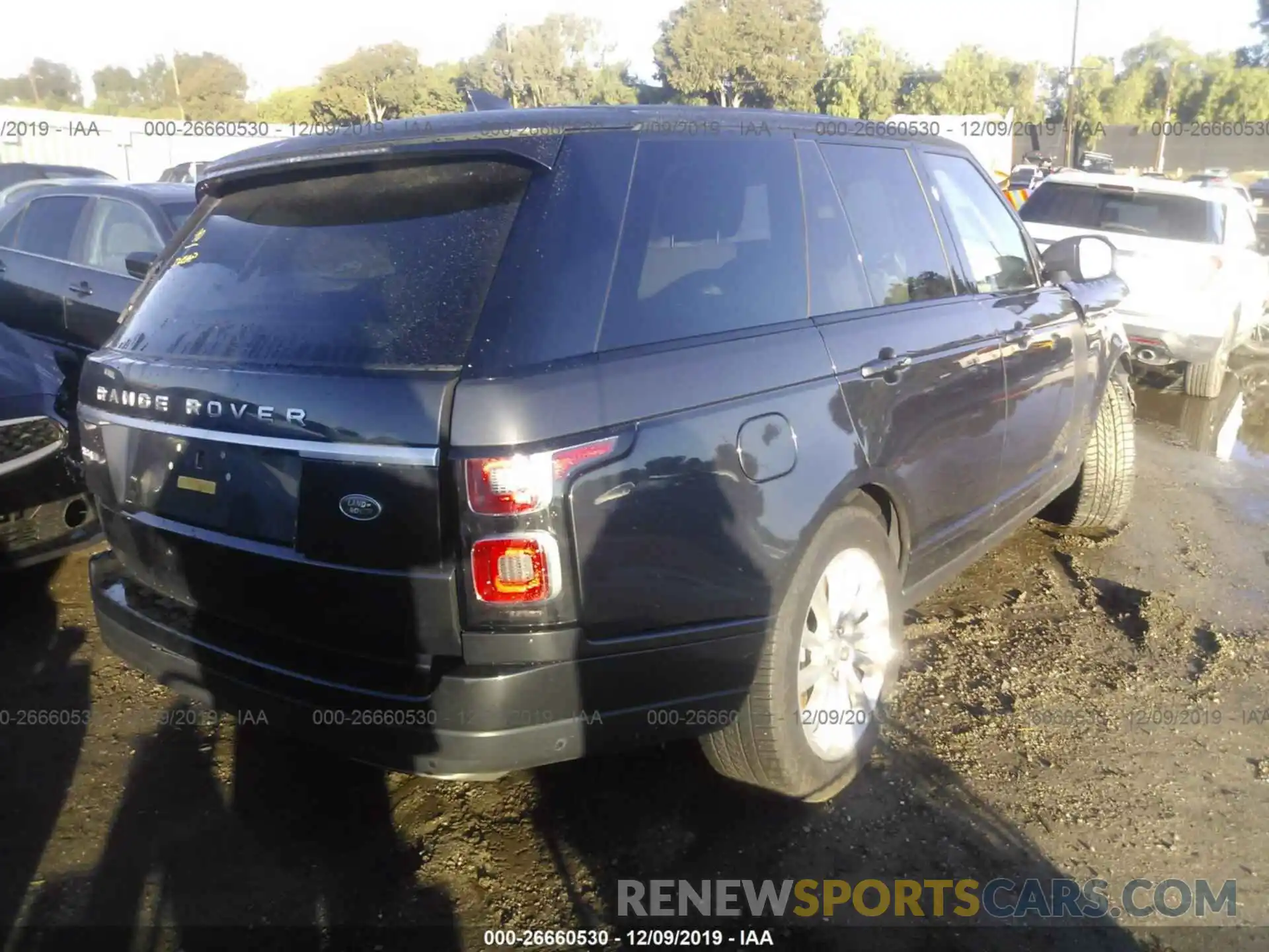 4 Photograph of a damaged car SALGS2SV0KA528463 LAND ROVER RANGE ROVER 2019