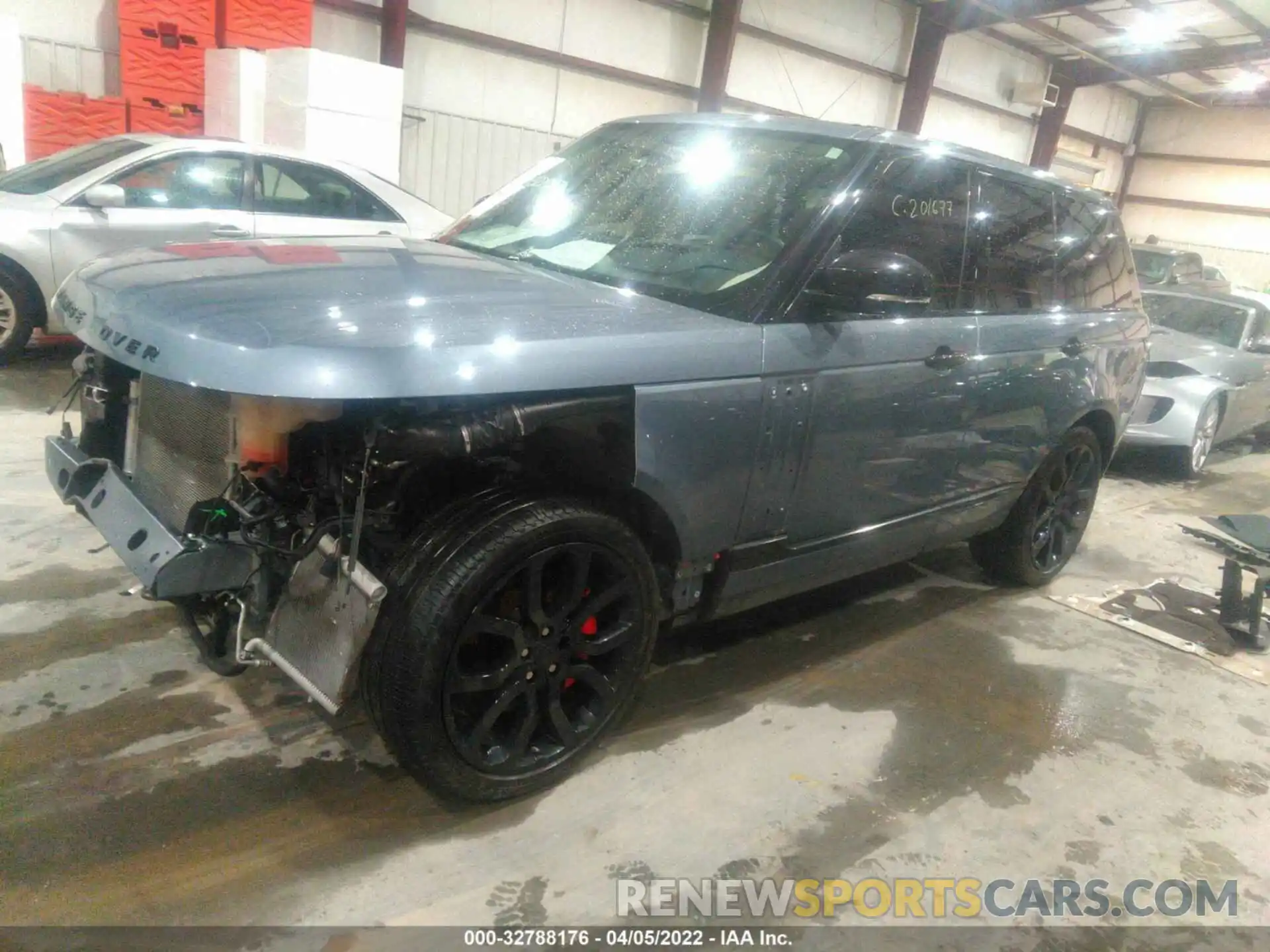 2 Фотография поврежденного автомобиля SALGS2SV0KA548227 LAND ROVER RANGE ROVER 2019