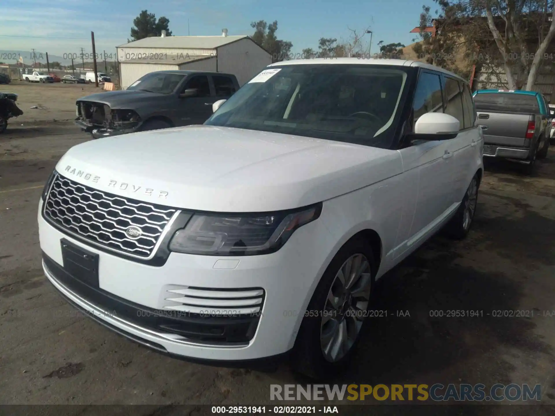 2 Фотография поврежденного автомобиля SALGS2SV0KA552844 LAND ROVER RANGE ROVER 2019