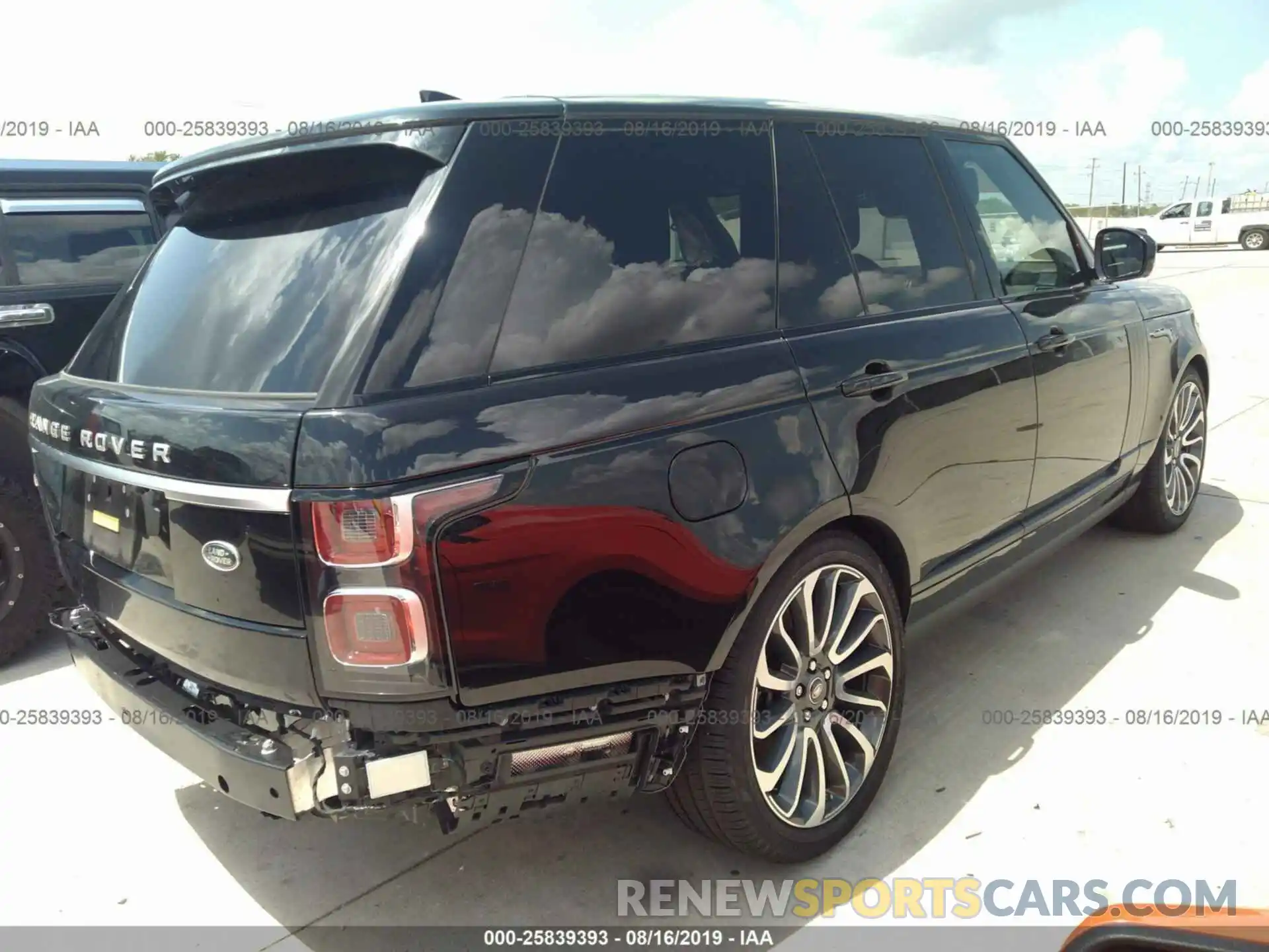 4 Фотография поврежденного автомобиля SALGS2SV1KA556563 LAND ROVER RANGE ROVER 2019