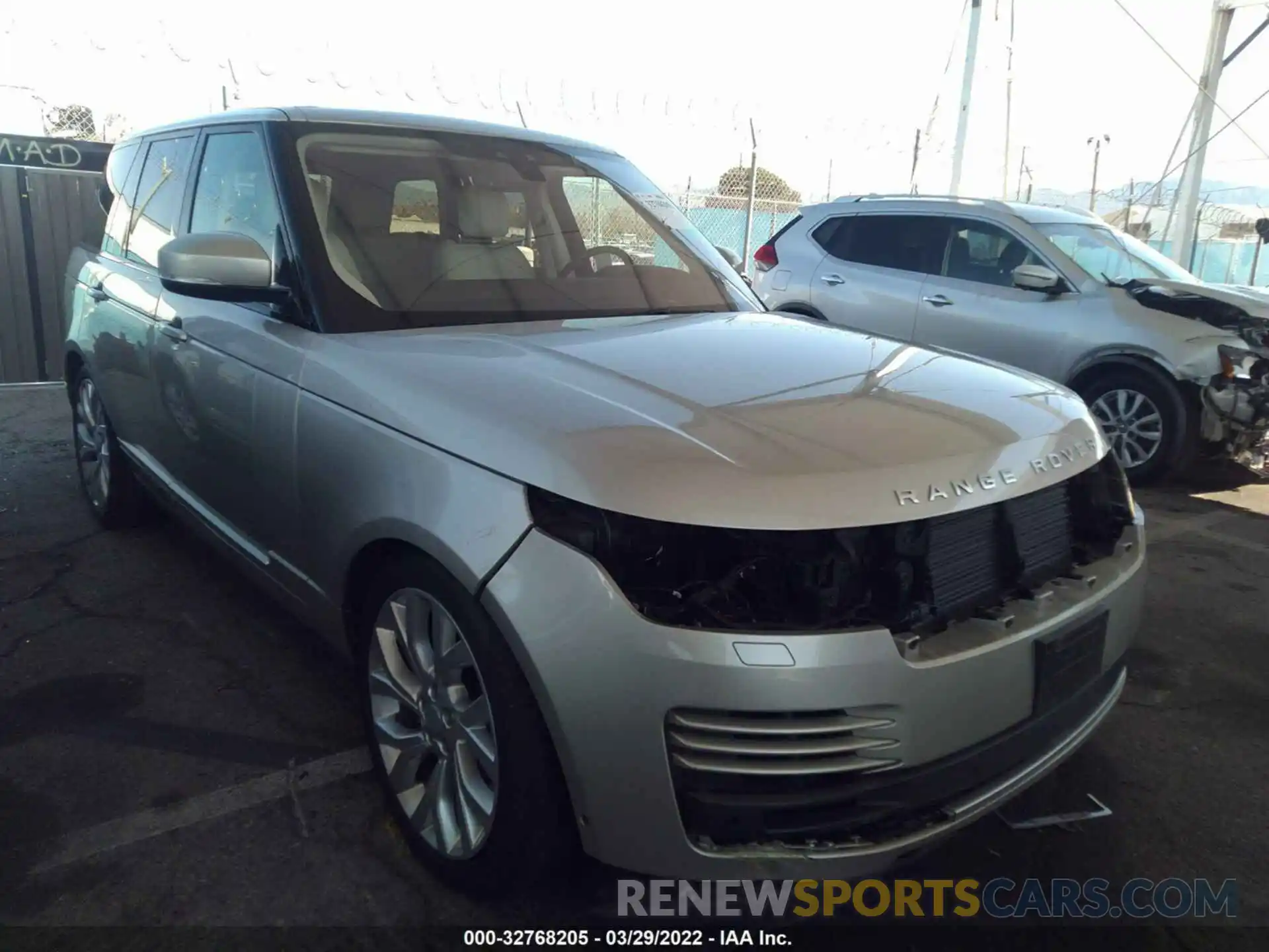 1 Photograph of a damaged car SALGS2SV4KA548358 LAND ROVER RANGE ROVER 2019