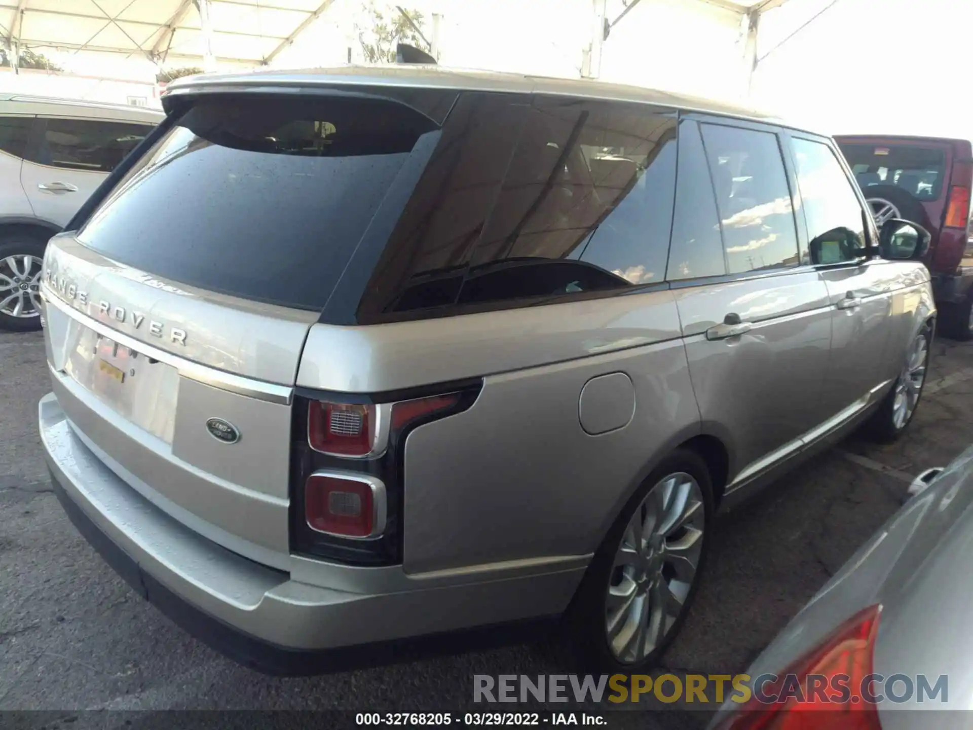 4 Photograph of a damaged car SALGS2SV4KA548358 LAND ROVER RANGE ROVER 2019