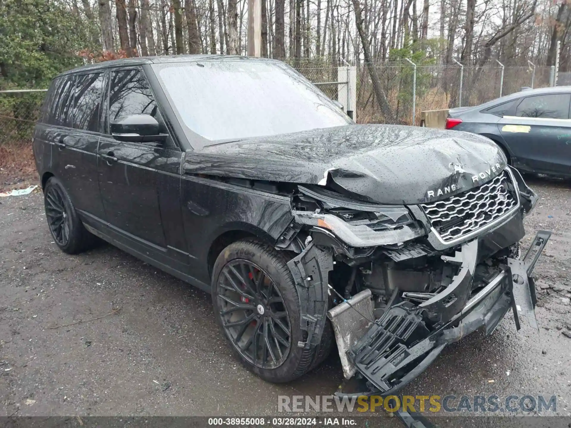 1 Photograph of a damaged car SALGS2SV5KA522576 LAND ROVER RANGE ROVER 2019