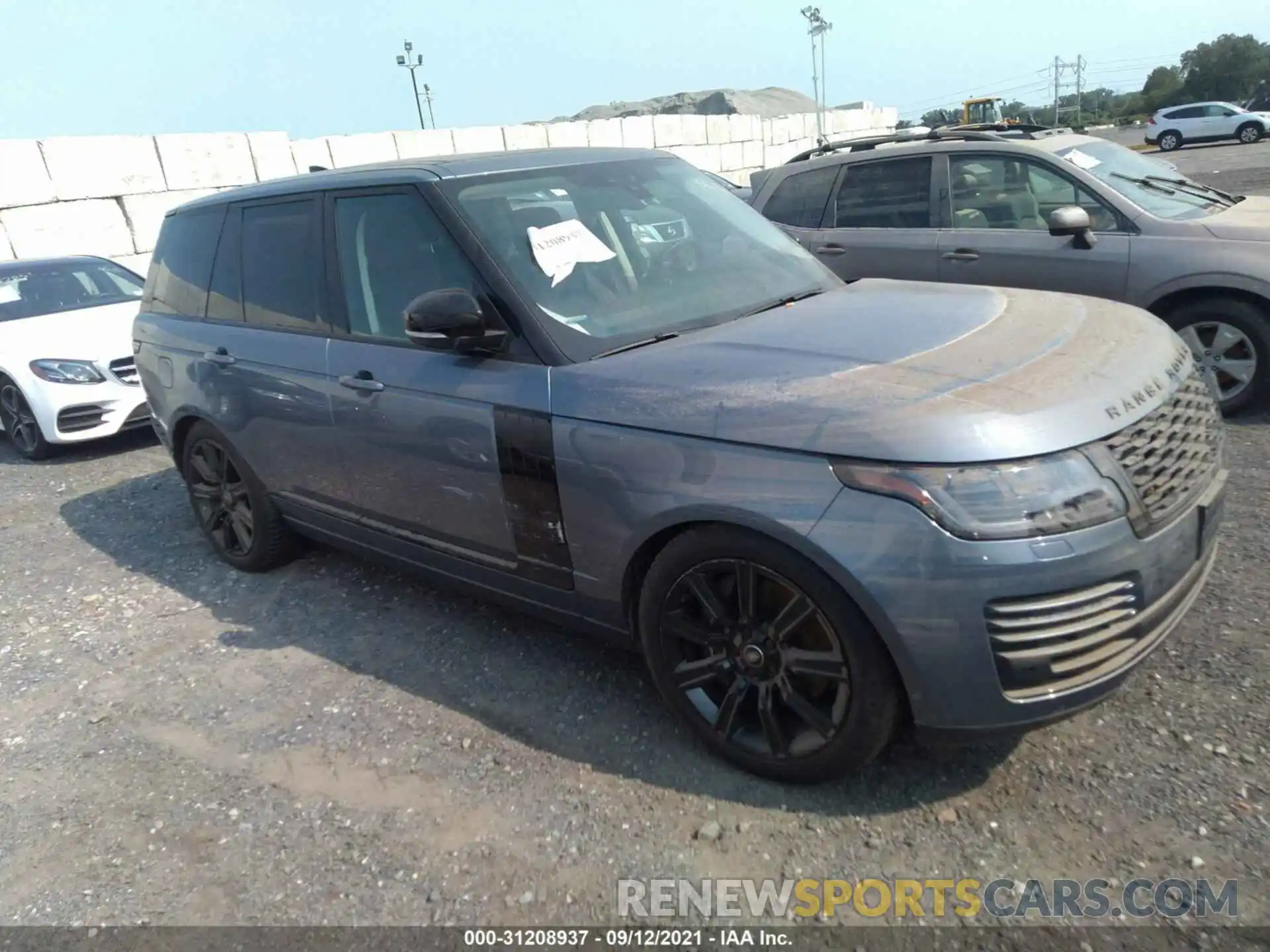 1 Фотография поврежденного автомобиля SALGS2SV5KA524022 LAND ROVER RANGE ROVER 2019