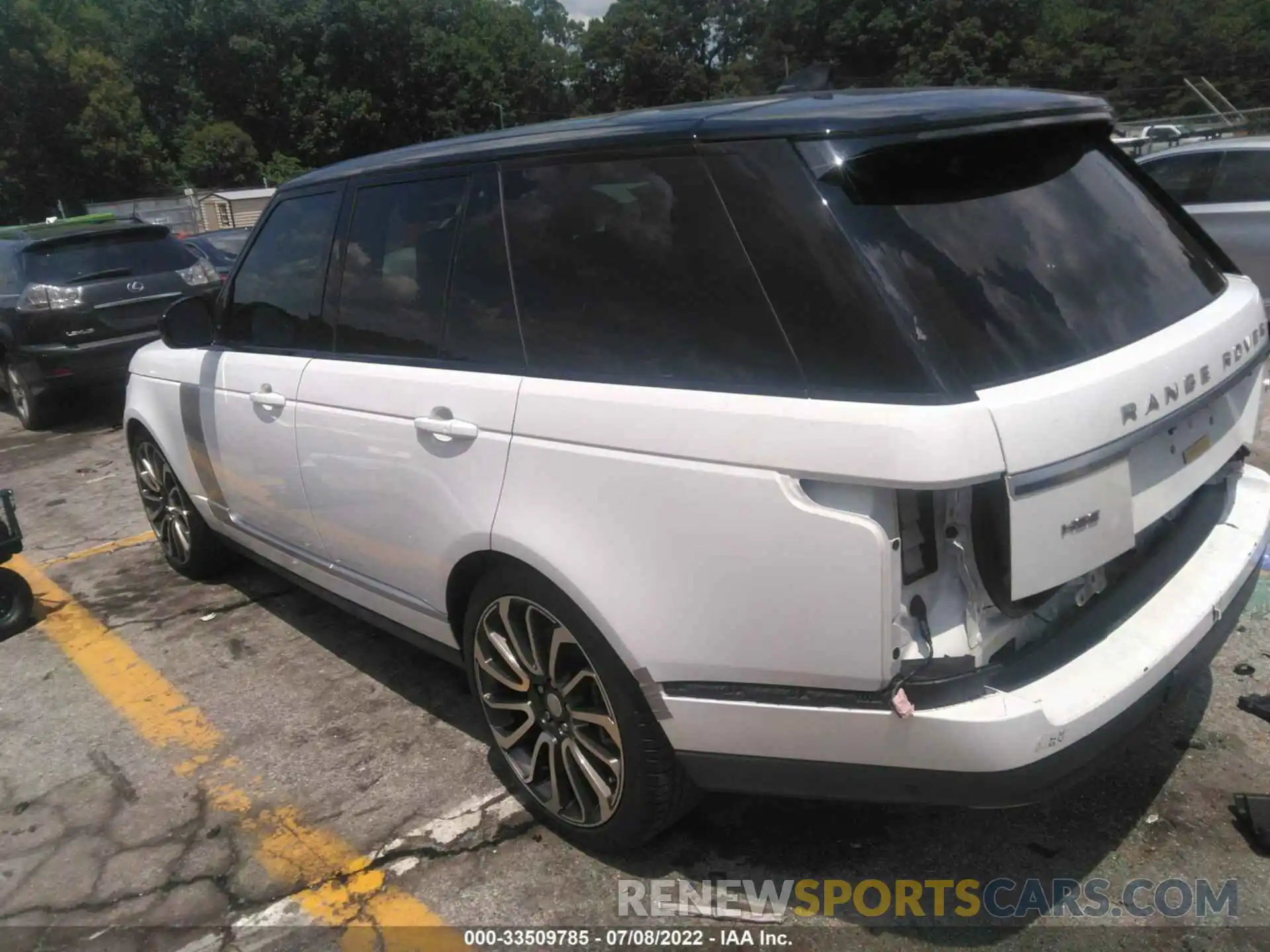 3 Photograph of a damaged car SALGS2SV5KA567422 LAND ROVER RANGE ROVER 2019