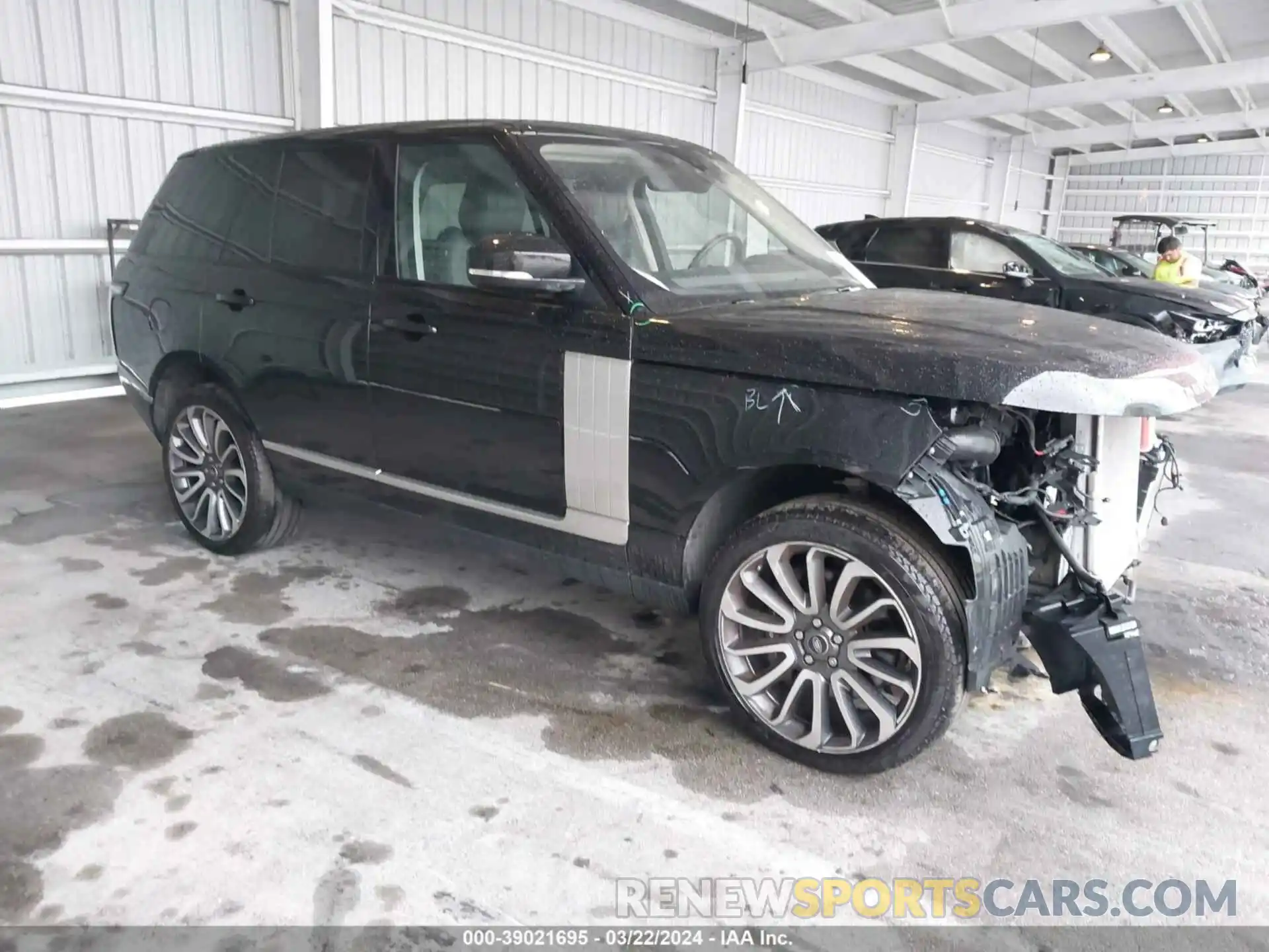 1 Фотография поврежденного автомобиля SALGS2SV6KA529505 LAND ROVER RANGE ROVER 2019