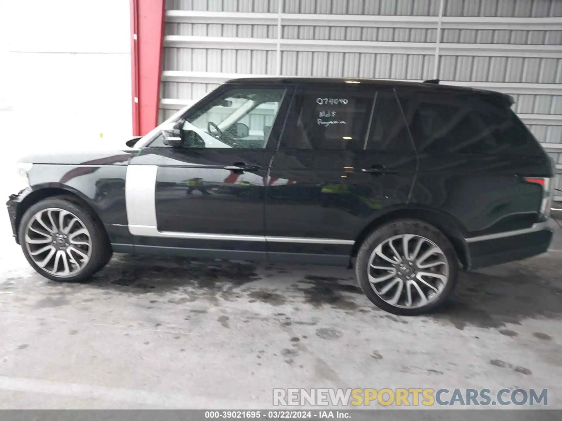 15 Photograph of a damaged car SALGS2SV6KA529505 LAND ROVER RANGE ROVER 2019