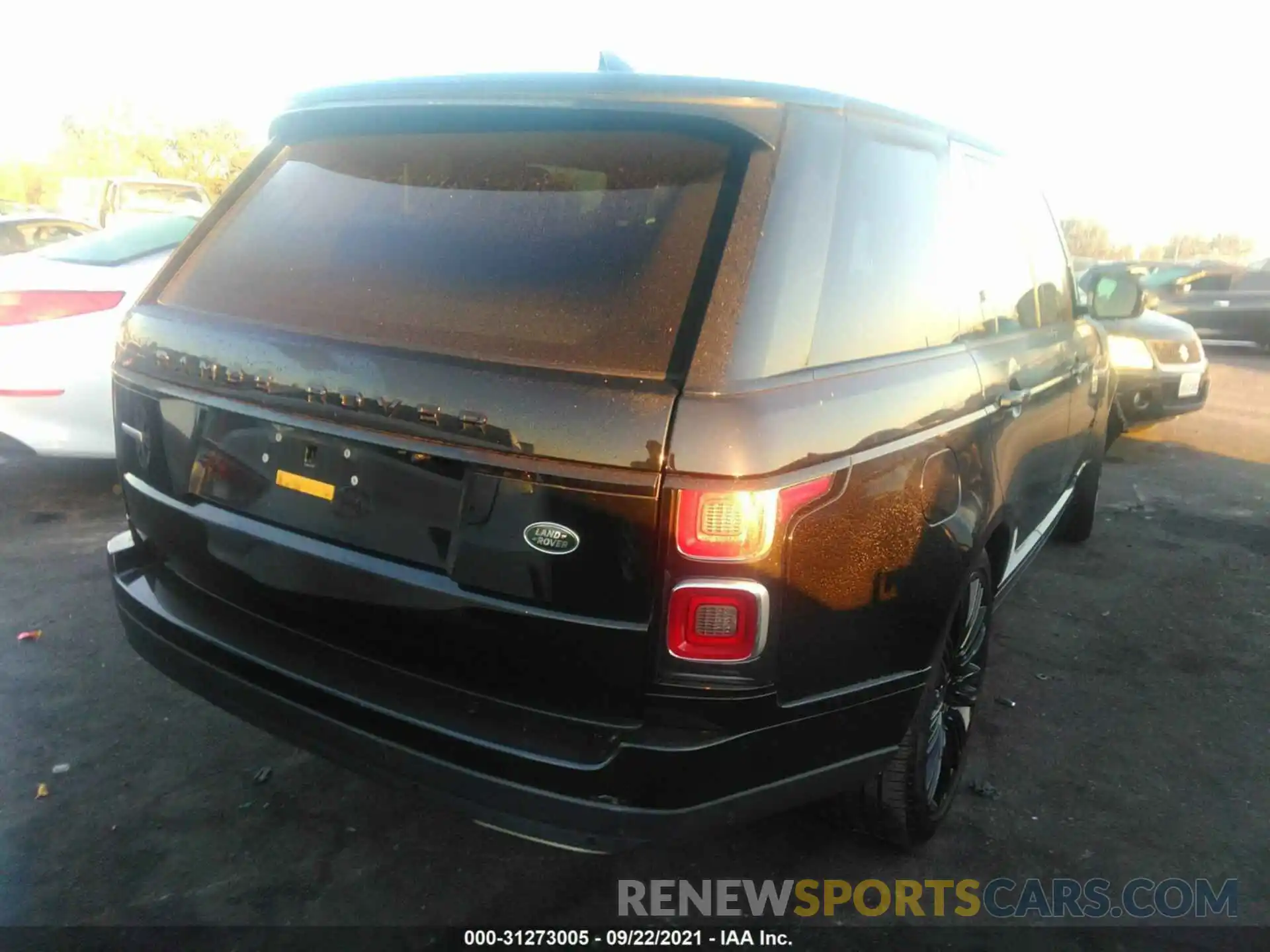 4 Photograph of a damaged car SALGS2SV8KA516366 LAND ROVER RANGE ROVER 2019