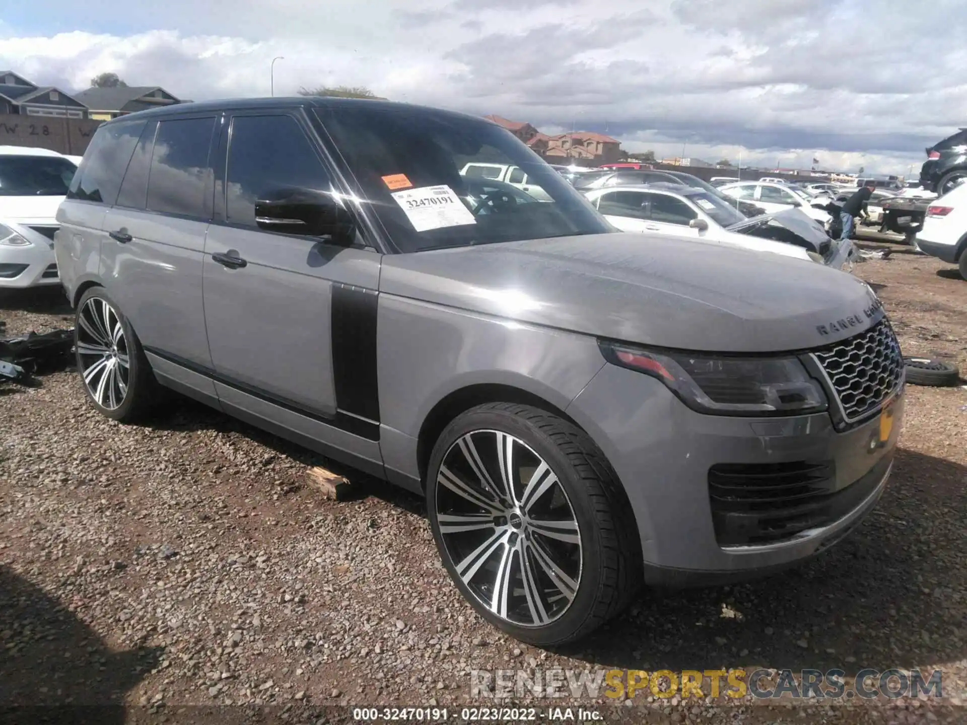 1 Фотография поврежденного автомобиля SALGS2SV8KA545575 LAND ROVER RANGE ROVER 2019