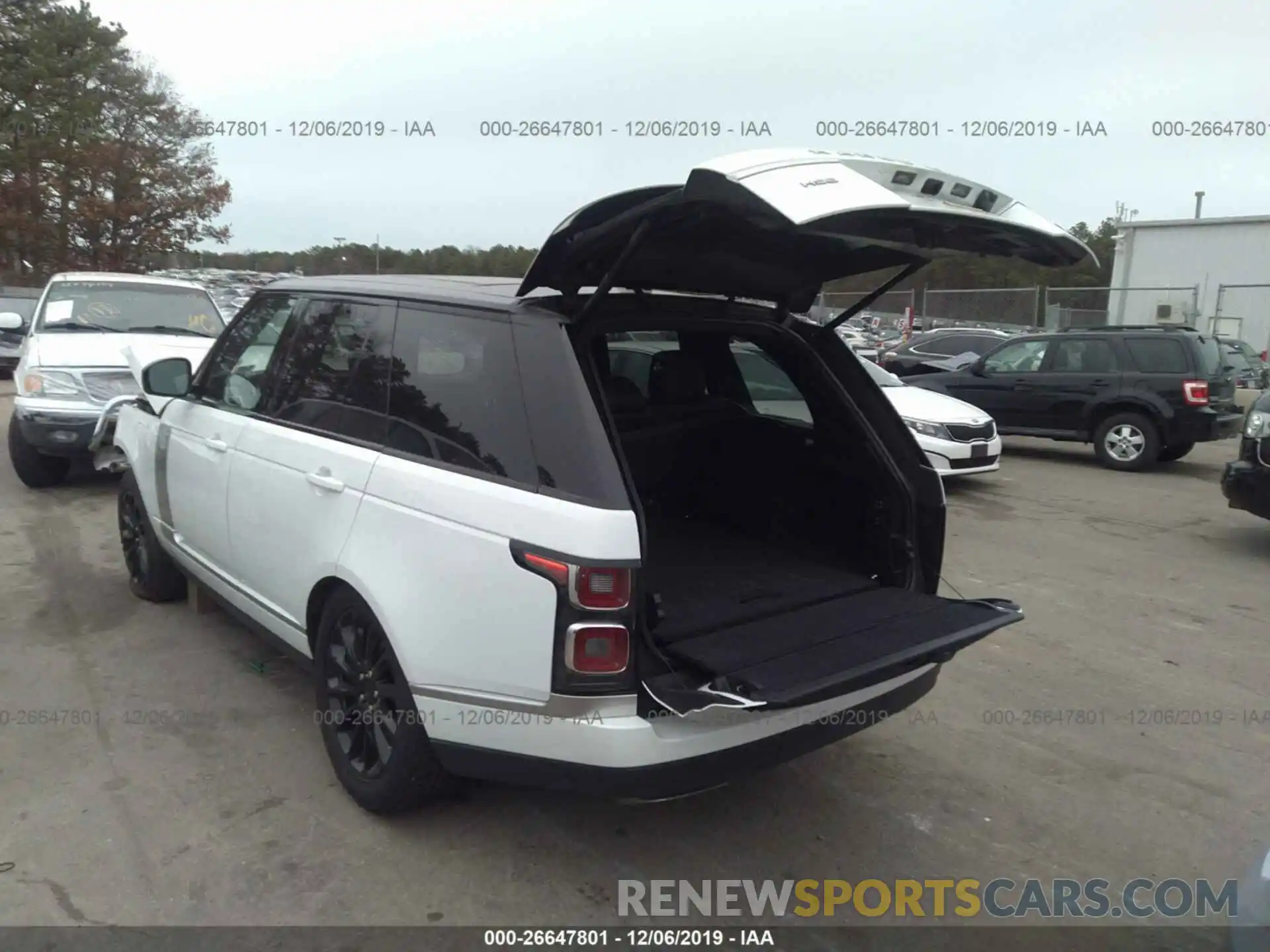 3 Photograph of a damaged car SALGS2SV9KA527411 LAND ROVER RANGE ROVER 2019