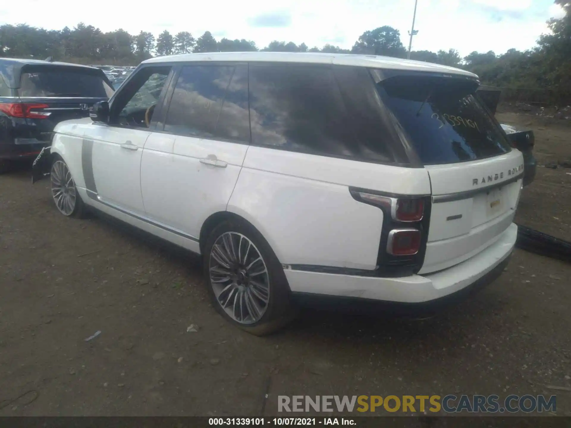 3 Фотография поврежденного автомобиля SALGV2REXKA531755 LAND ROVER RANGE ROVER 2019