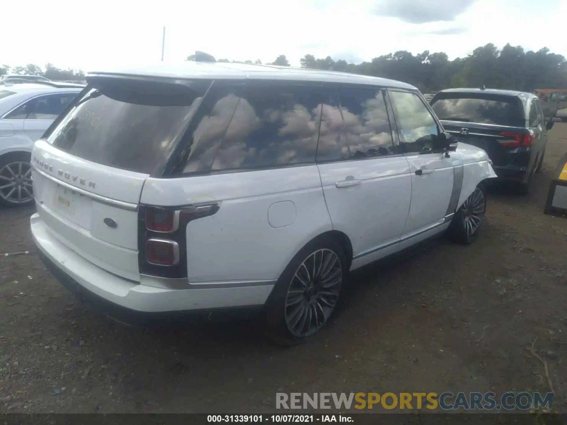 4 Фотография поврежденного автомобиля SALGV2REXKA531755 LAND ROVER RANGE ROVER 2019