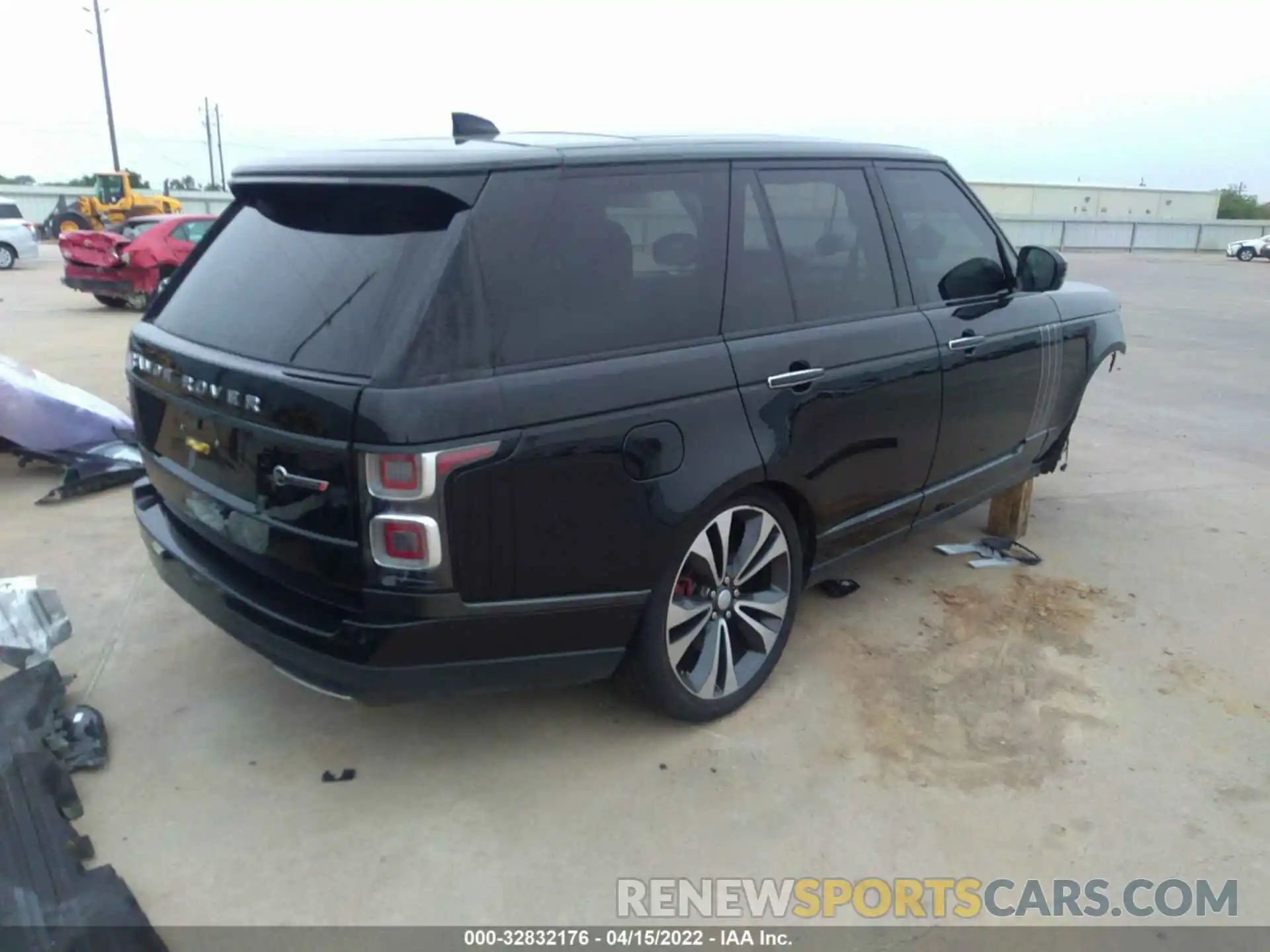 4 Photograph of a damaged car SALGW2SEXKA527812 LAND ROVER RANGE ROVER 2019