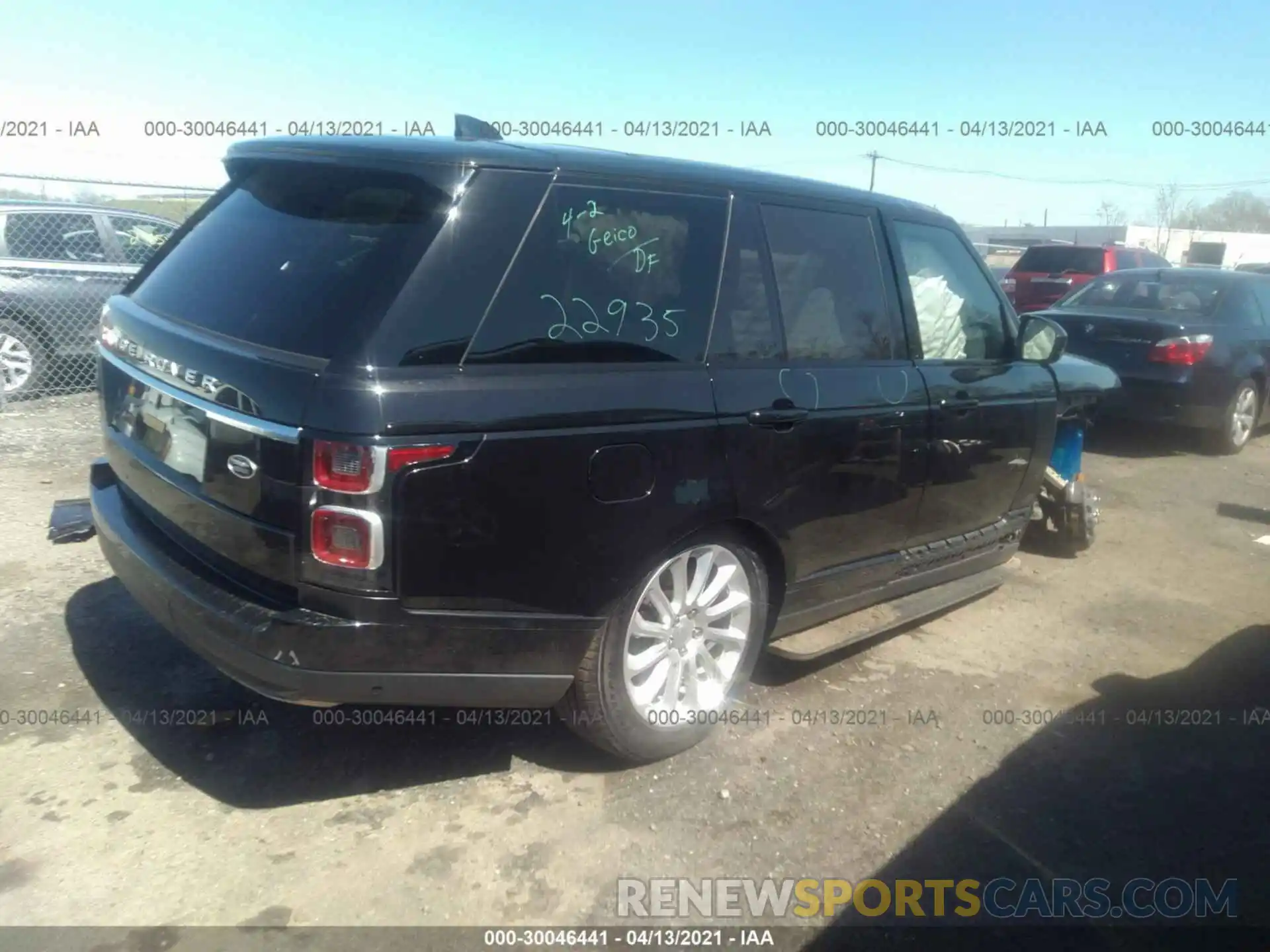 4 Photograph of a damaged car SALGS2RU0LA402893 LAND ROVER RANGE ROVER 2020