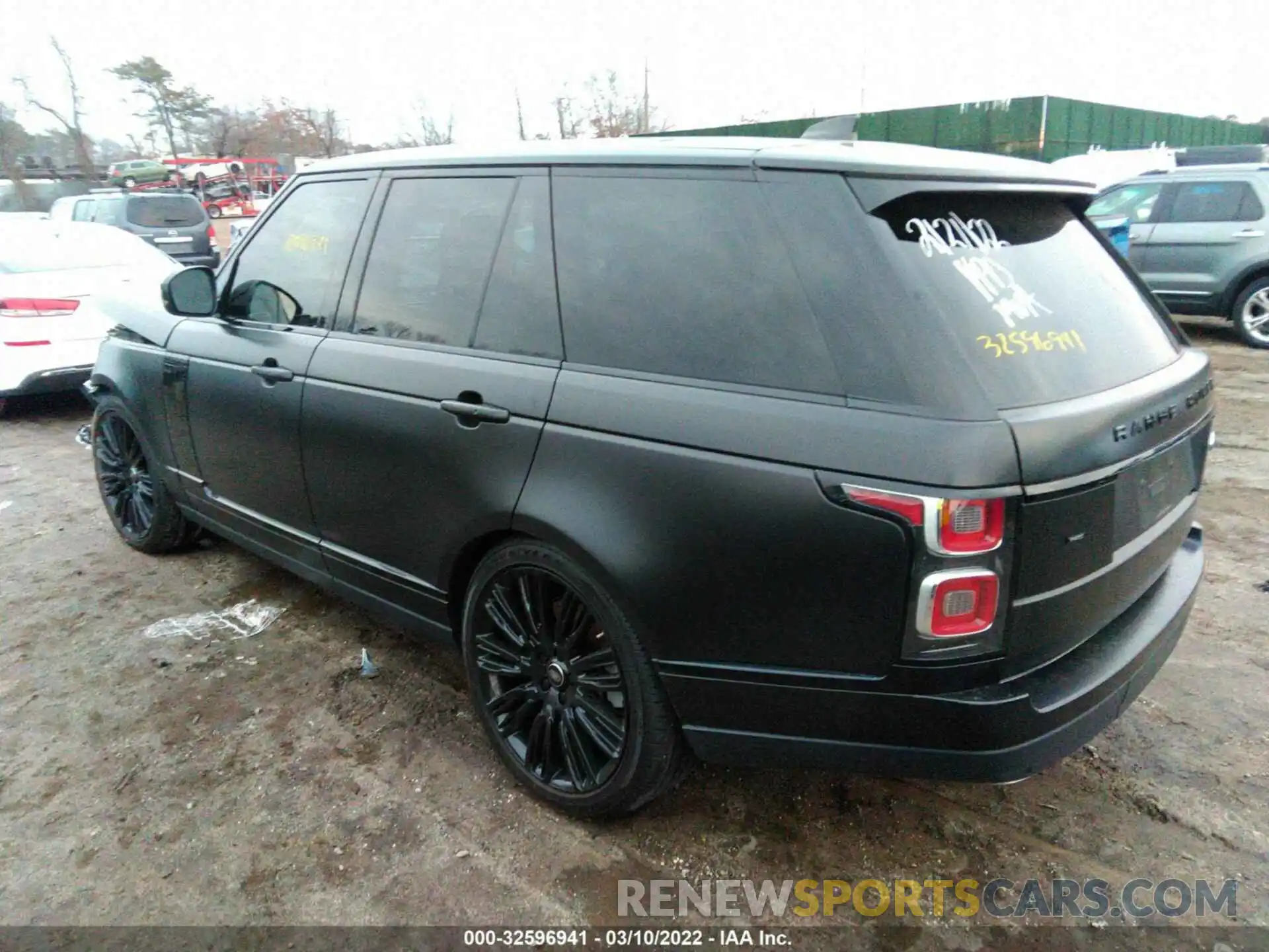 3 Фотография поврежденного автомобиля SALGS2RU0LA406247 LAND ROVER RANGE ROVER 2020