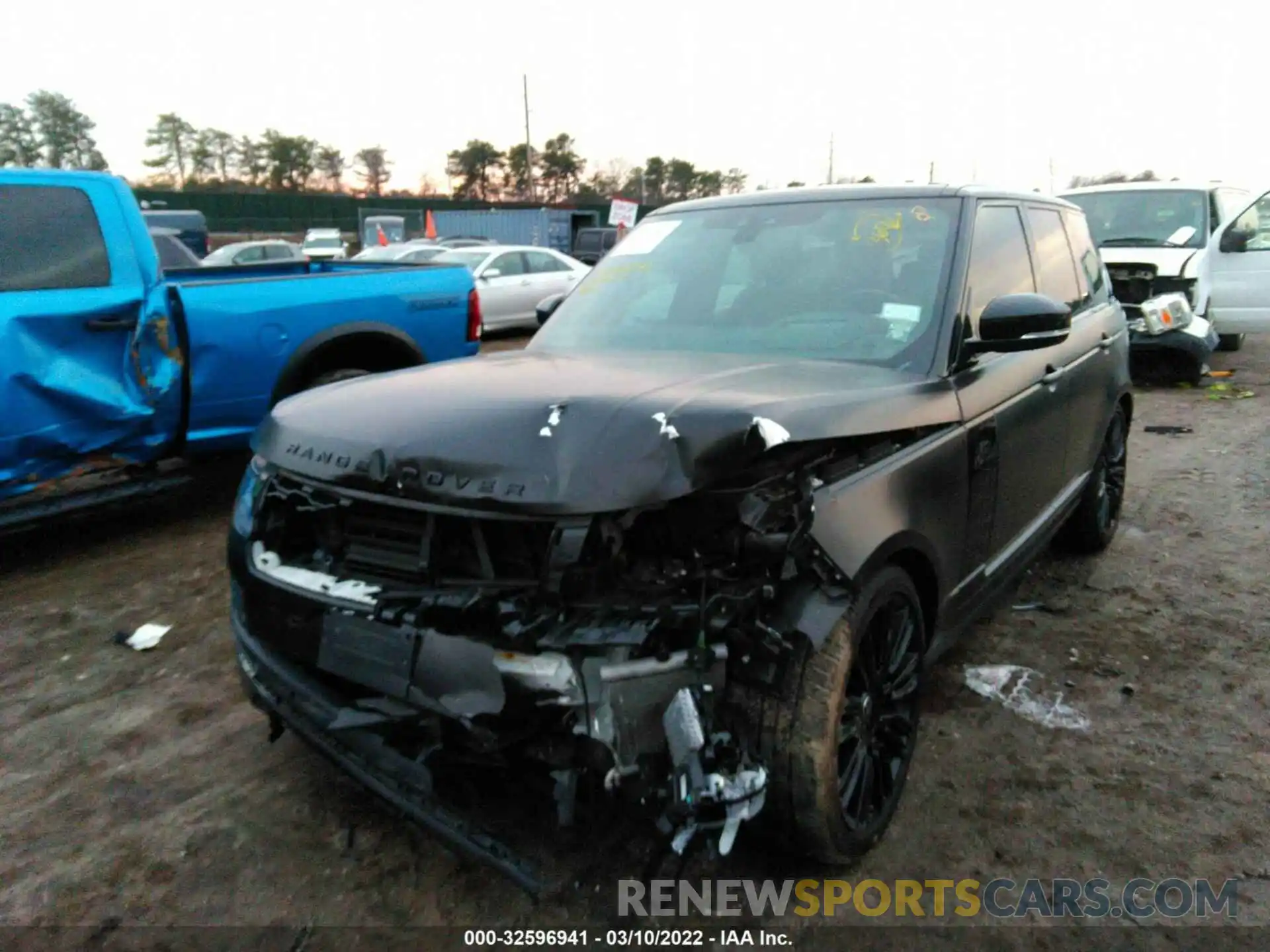 6 Photograph of a damaged car SALGS2RU0LA406247 LAND ROVER RANGE ROVER 2020