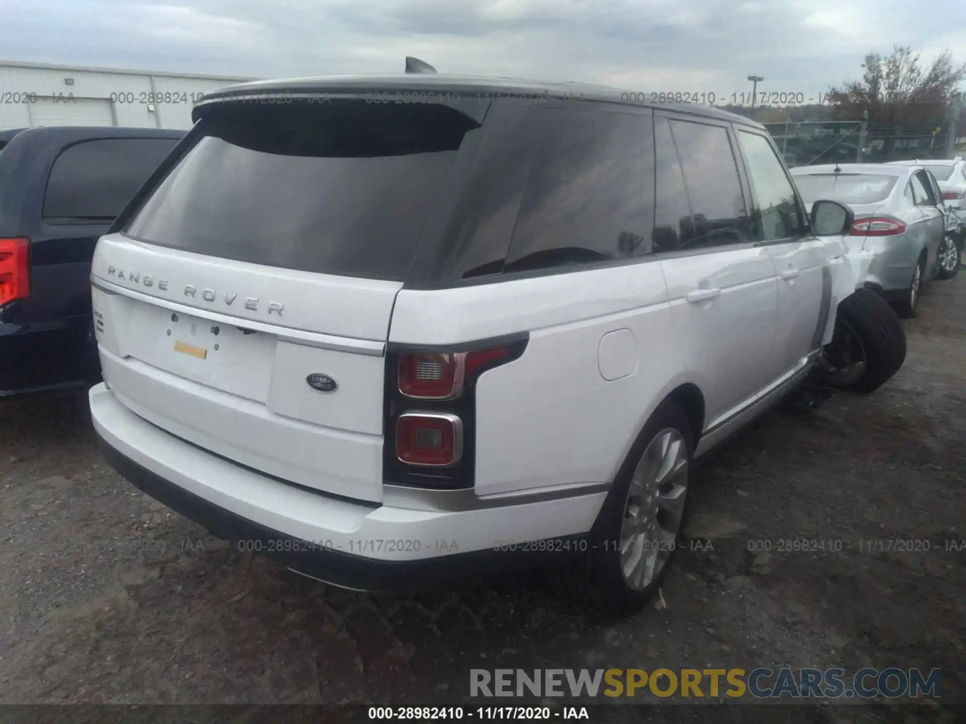 4 Photograph of a damaged car SALGS2RU0LA412887 LAND ROVER RANGE ROVER 2020