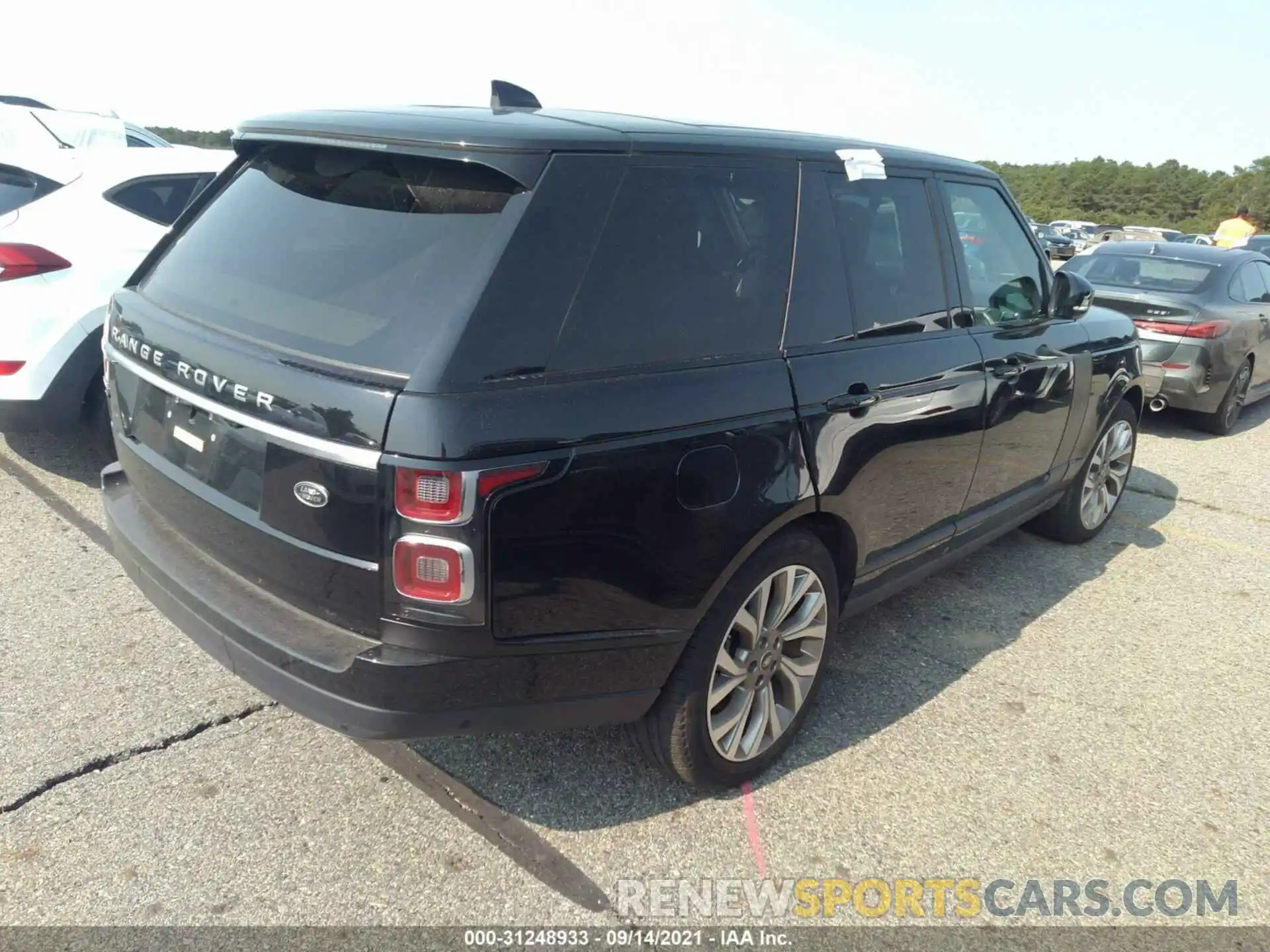 4 Photograph of a damaged car SALGS2RU1LA579310 LAND ROVER RANGE ROVER 2020