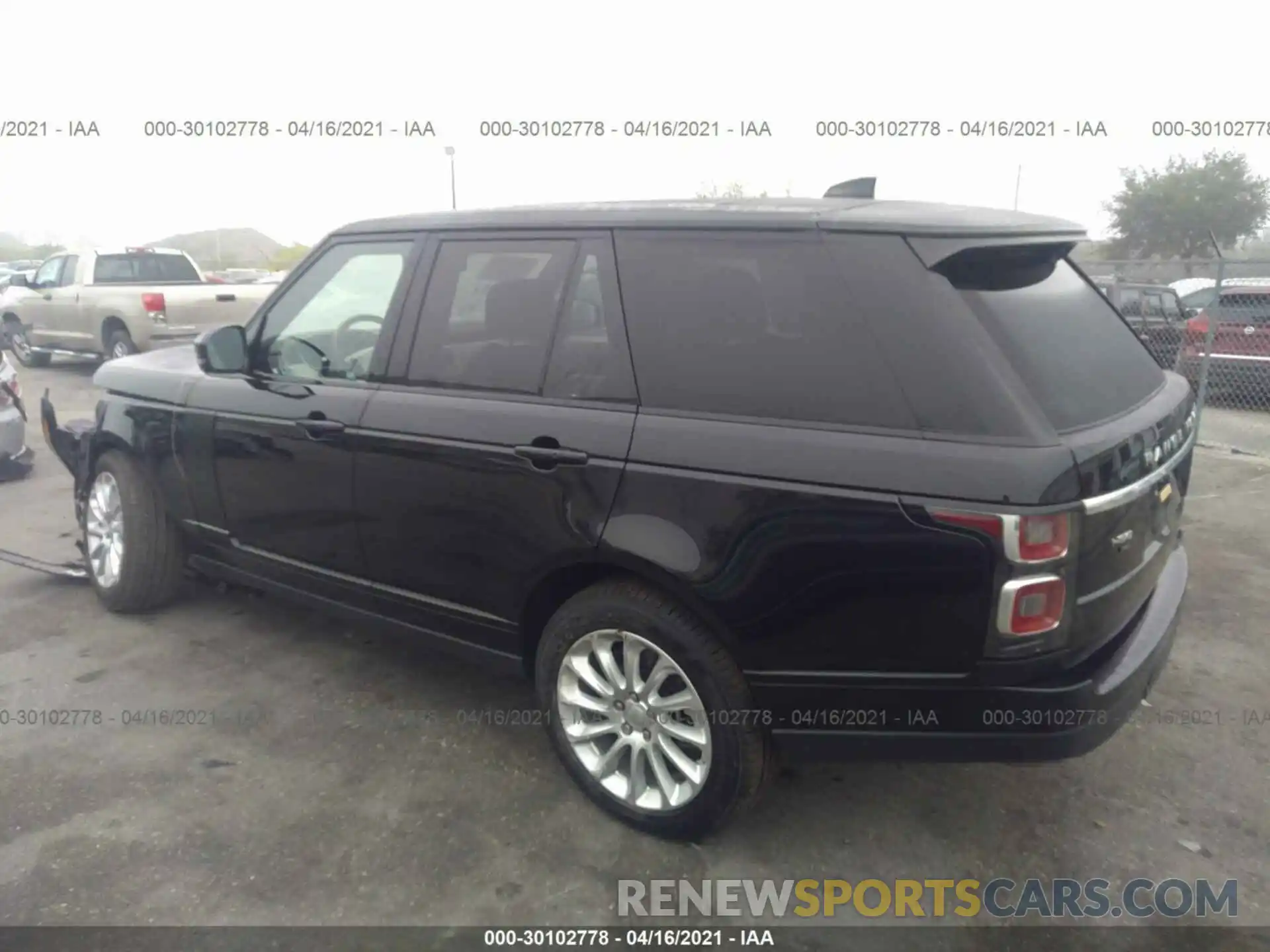 3 Фотография поврежденного автомобиля SALGS2RU2LA592048 LAND ROVER RANGE ROVER 2020