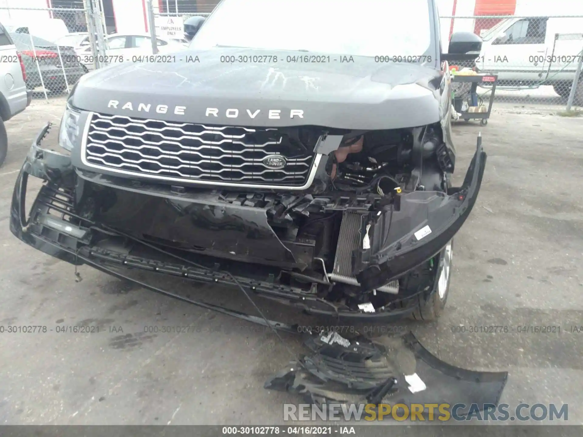 6 Photograph of a damaged car SALGS2RU2LA592048 LAND ROVER RANGE ROVER 2020