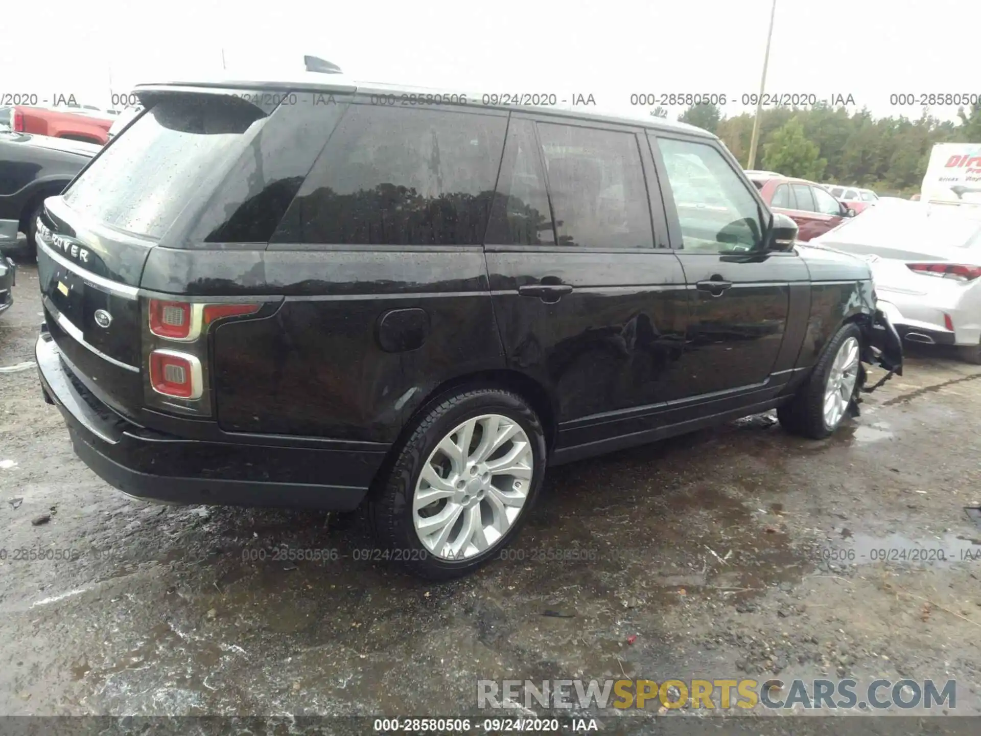 4 Photograph of a damaged car SALGS2RU5LA578807 LAND ROVER RANGE ROVER 2020