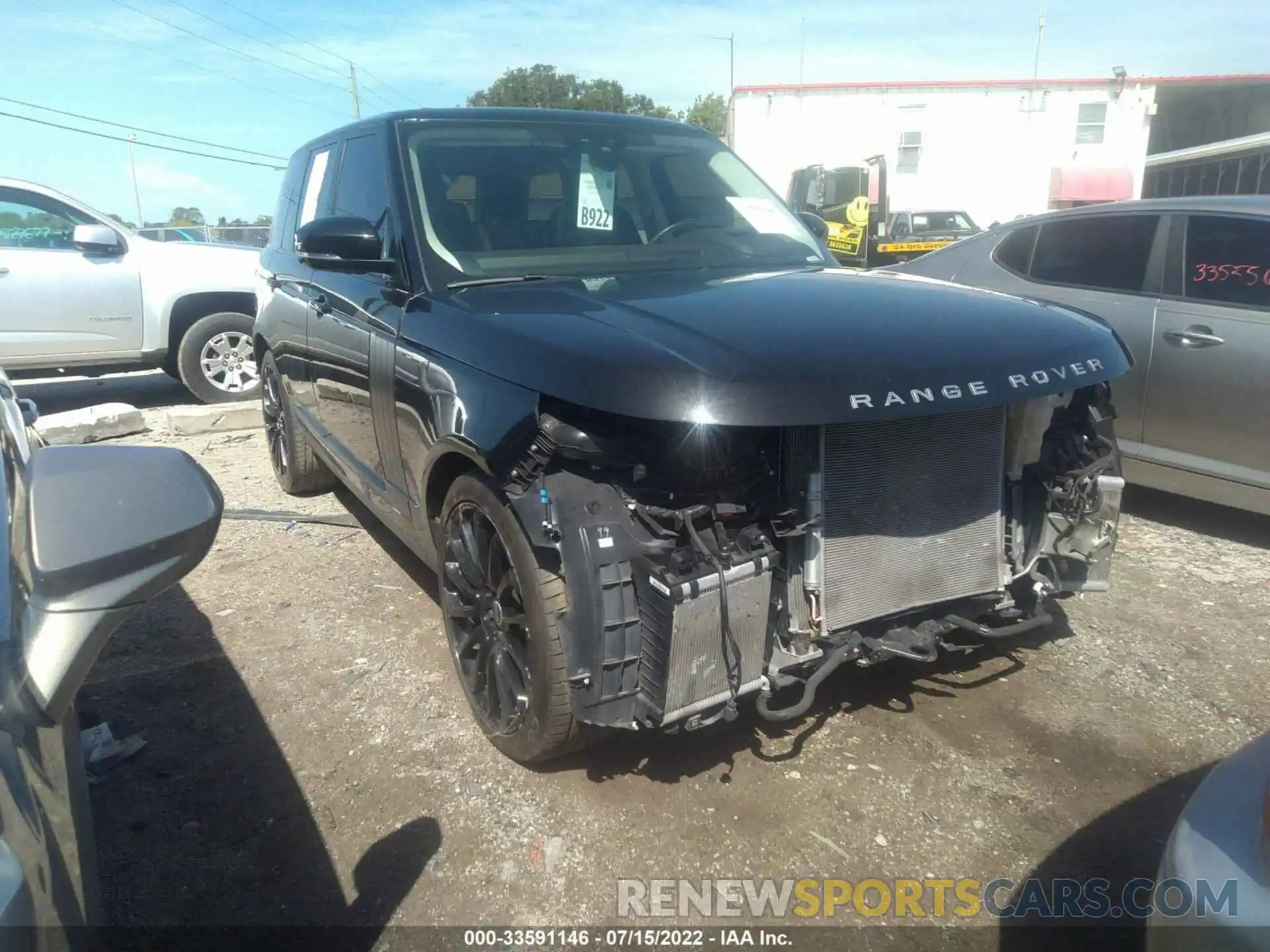 1 Photograph of a damaged car SALGS2RU7LA575925 LAND ROVER RANGE ROVER 2020