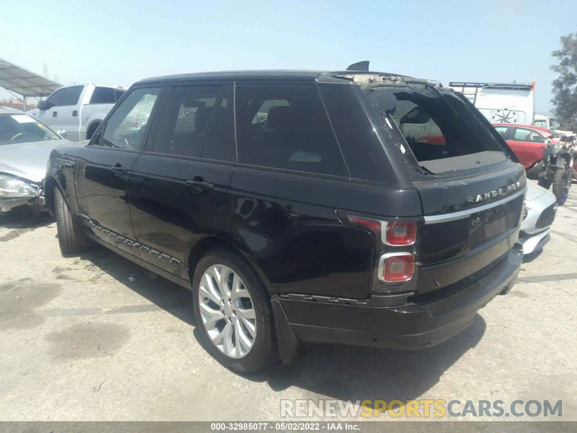 3 Photograph of a damaged car SALGS2RU8LA585363 LAND ROVER RANGE ROVER 2020